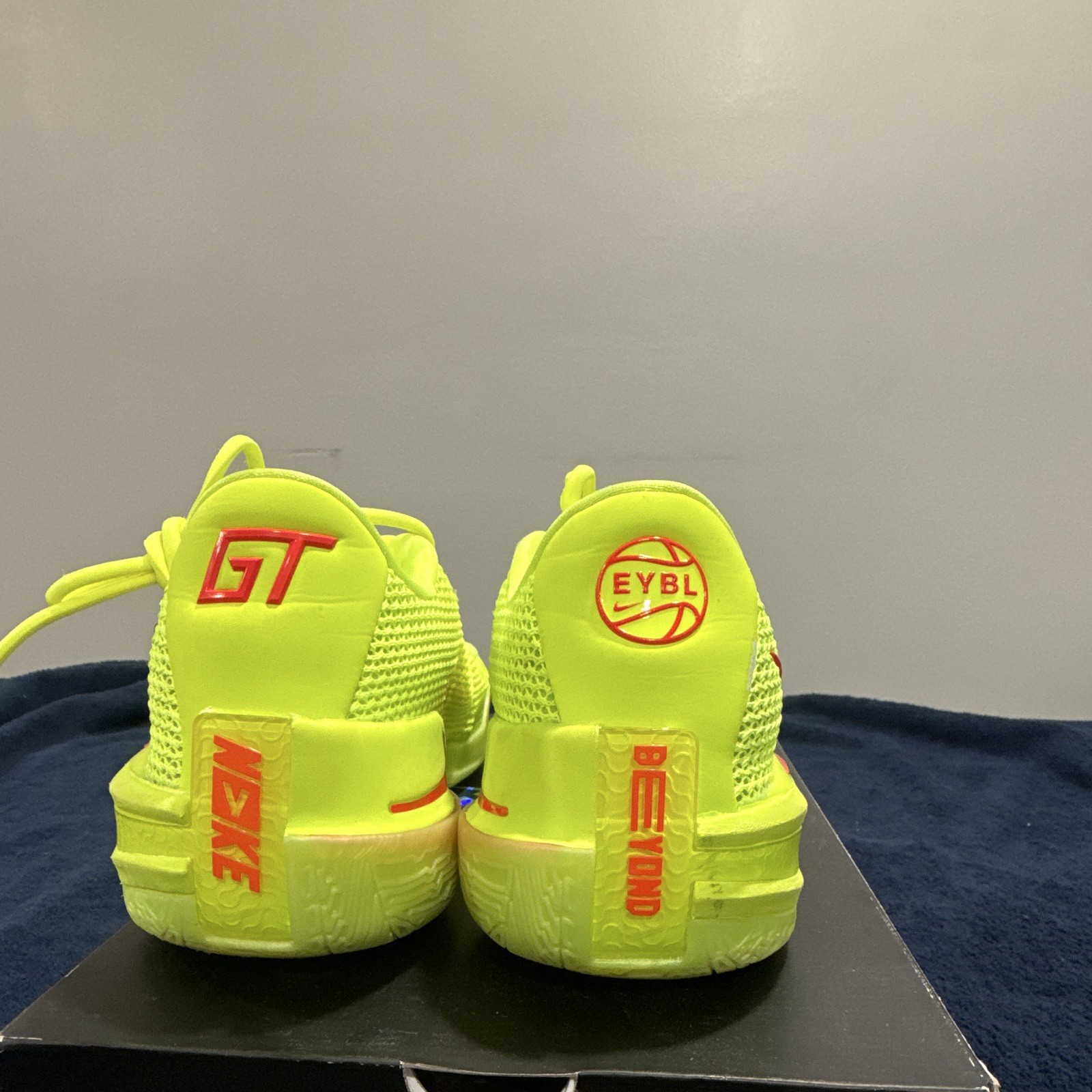 Nike Air Zoom GT Cut Men’s Low Top Athletic Sneakers Lace Up Yellow/Red