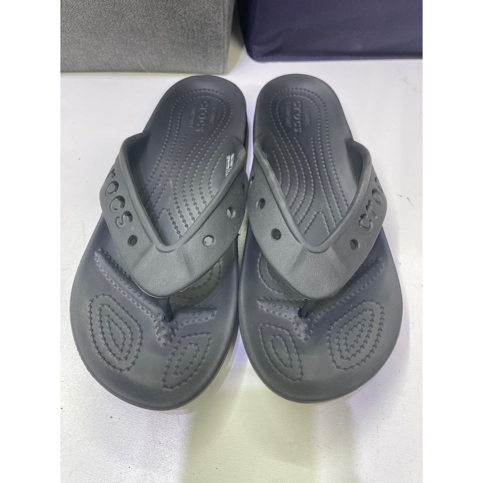 Crocs Baya Flip Flops Black Sandals Womens 9 Mens 7 Iconic Comfort 11999-001
