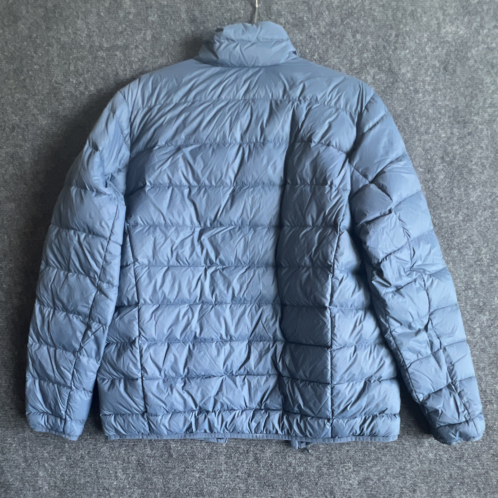 Eddie Bauer Men’s Blue Down Puffer Jacket M Full Zip Stand-Up Collar Pockets