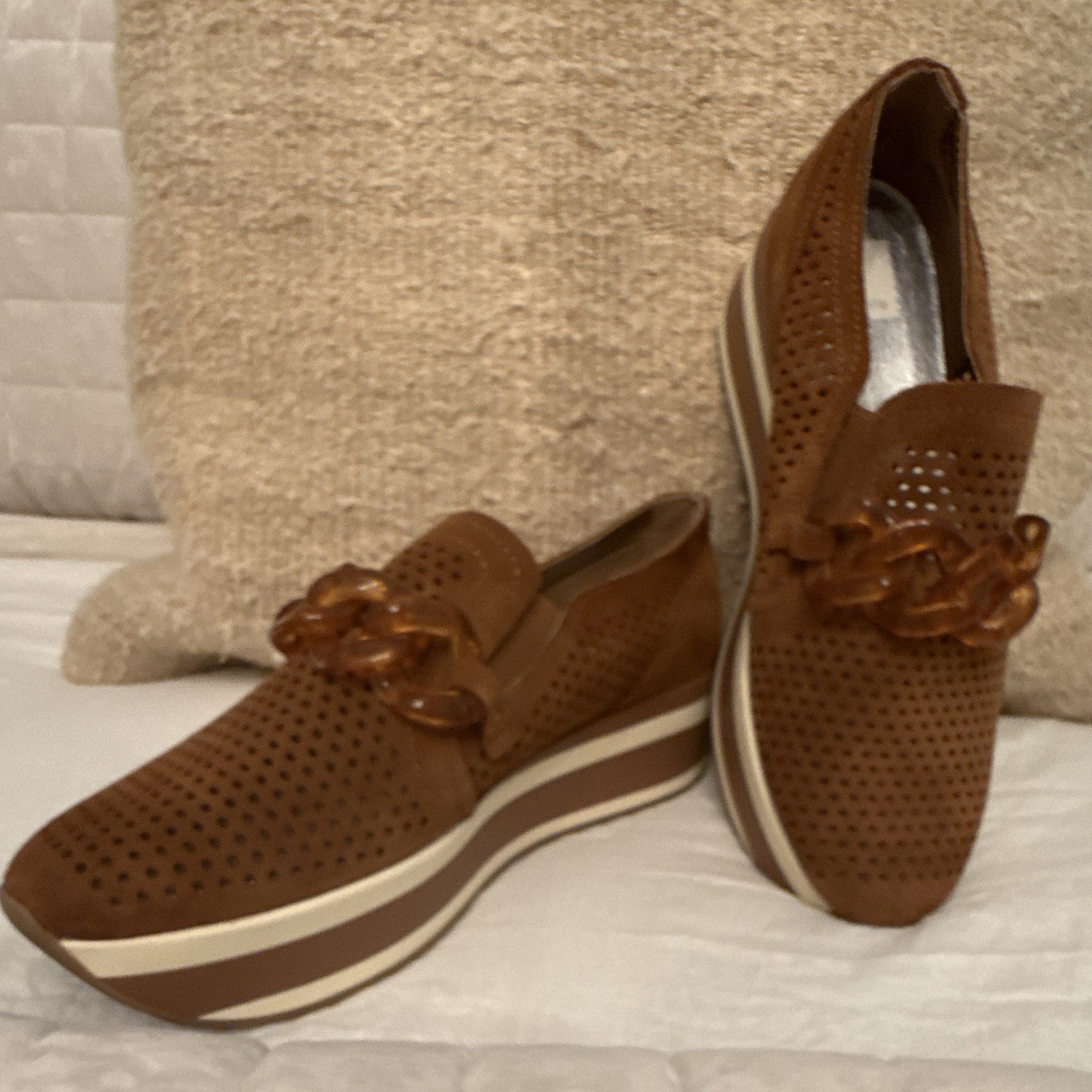 Dolce Vita Women’s Brown Suede Slip-On Wedge Loafers Chain Comfort 9.5