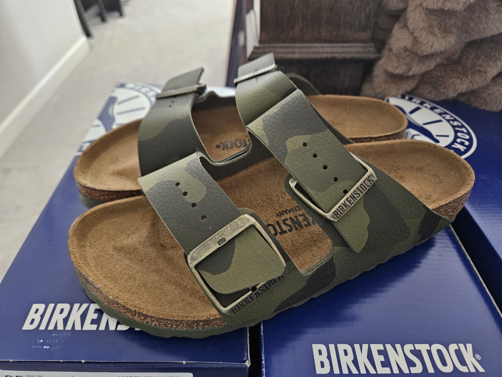 Birkenstock BS Arizona Narrow Fit Desert Soil Camo Green Womans Size 7 EU 38