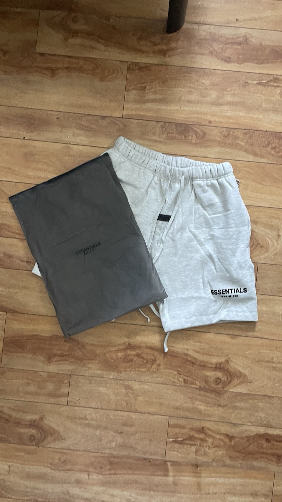 Essentials Fear of God Men’s Light Oatmeal Fleece Sweat Shorts Drawstring Logo