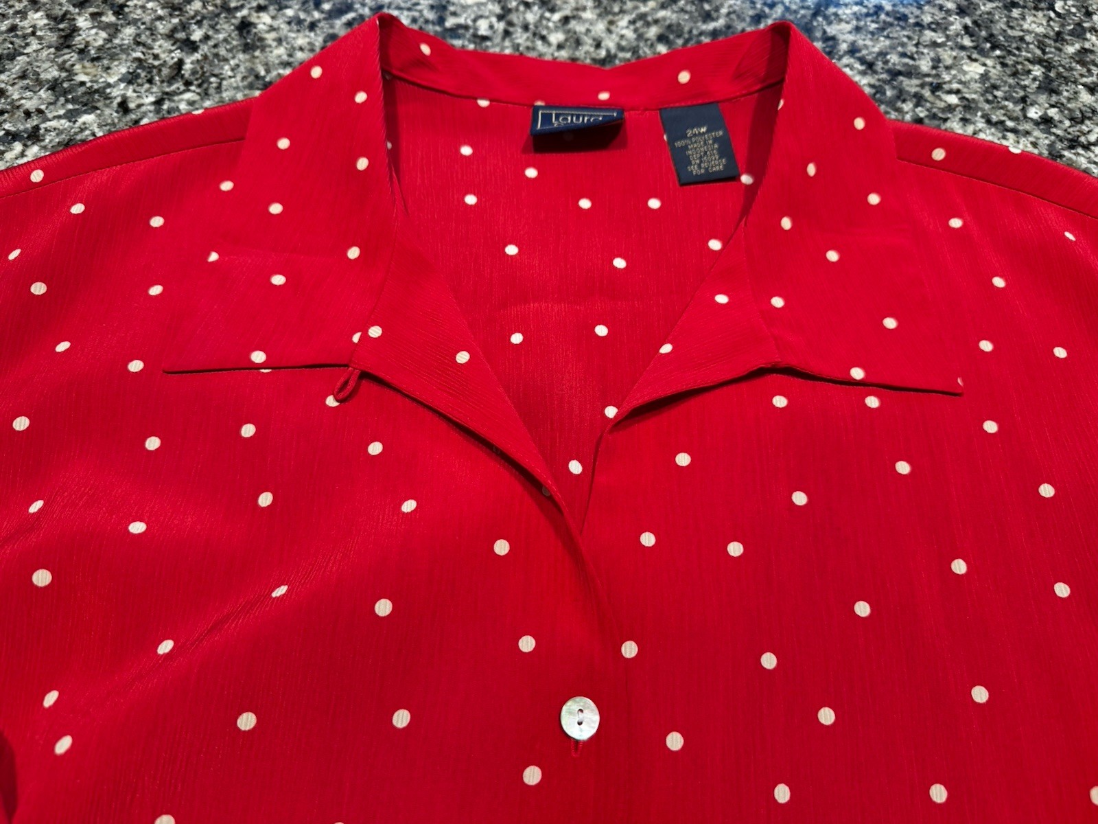 LAURA SCOTT Short Sleeve RED Polka Dot Print Collar Up Button Down Top Blouse 24