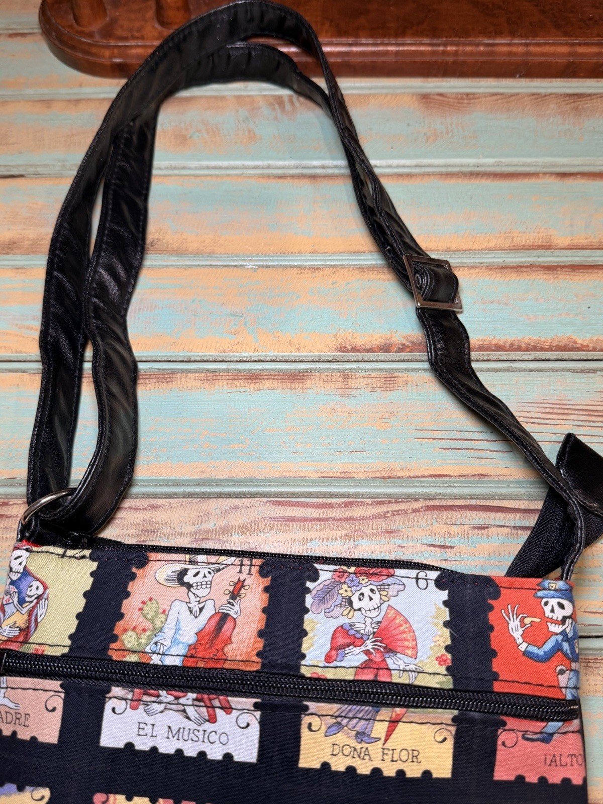 Womens Crossbody Cartas Marcadas Print Alexander Henry Fabrics