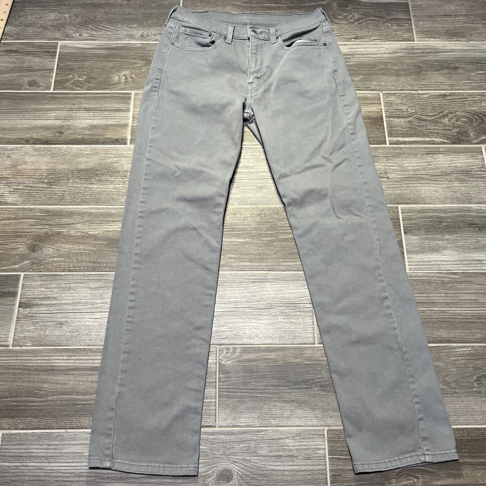 Men’s Levi’s 514 Straight Fit Gray Pants Size 32”x34”