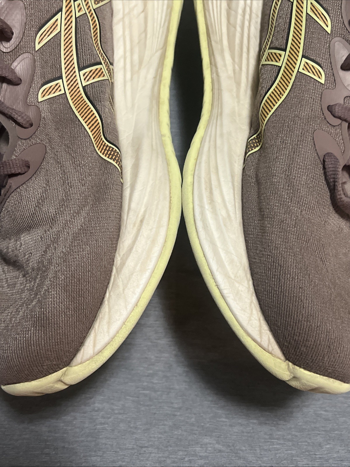 Asics Gel Cumulus 27 Men’s Running Shoes US10 Free Shipping