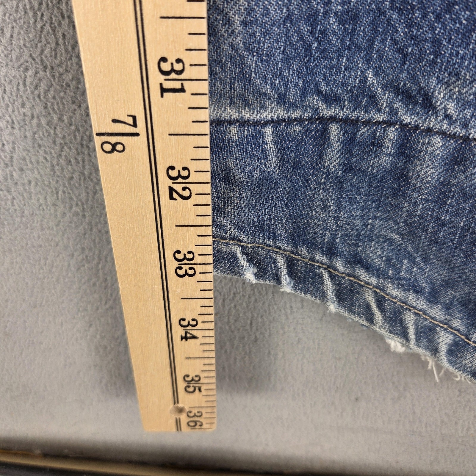 Vintage Levis Engineered Jeans Mens Blue Twisted Button Fly Fits 32×33