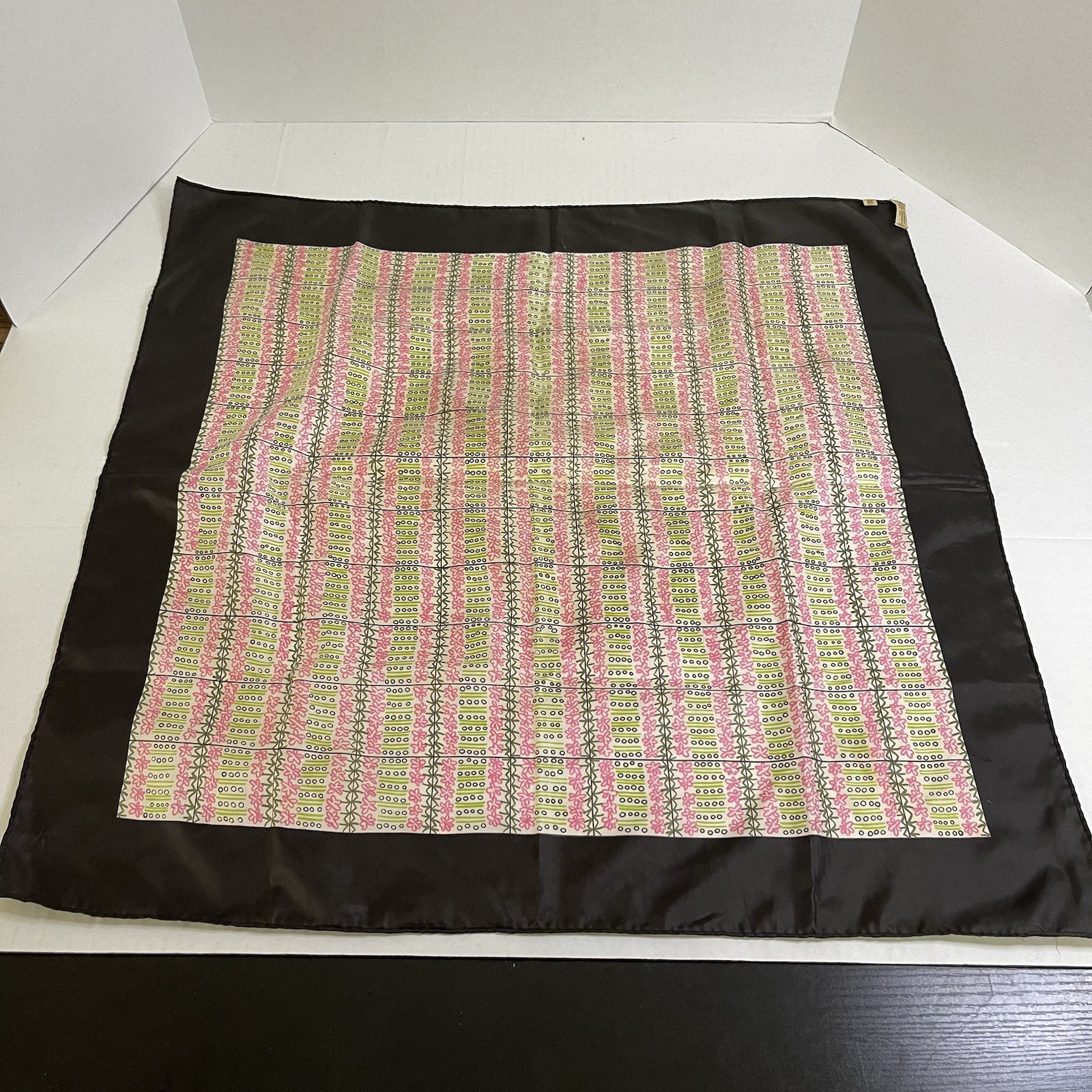 Vintage Lady Heritage Made In Japan 100% Polyester Hair Shaw Large Handkerchief