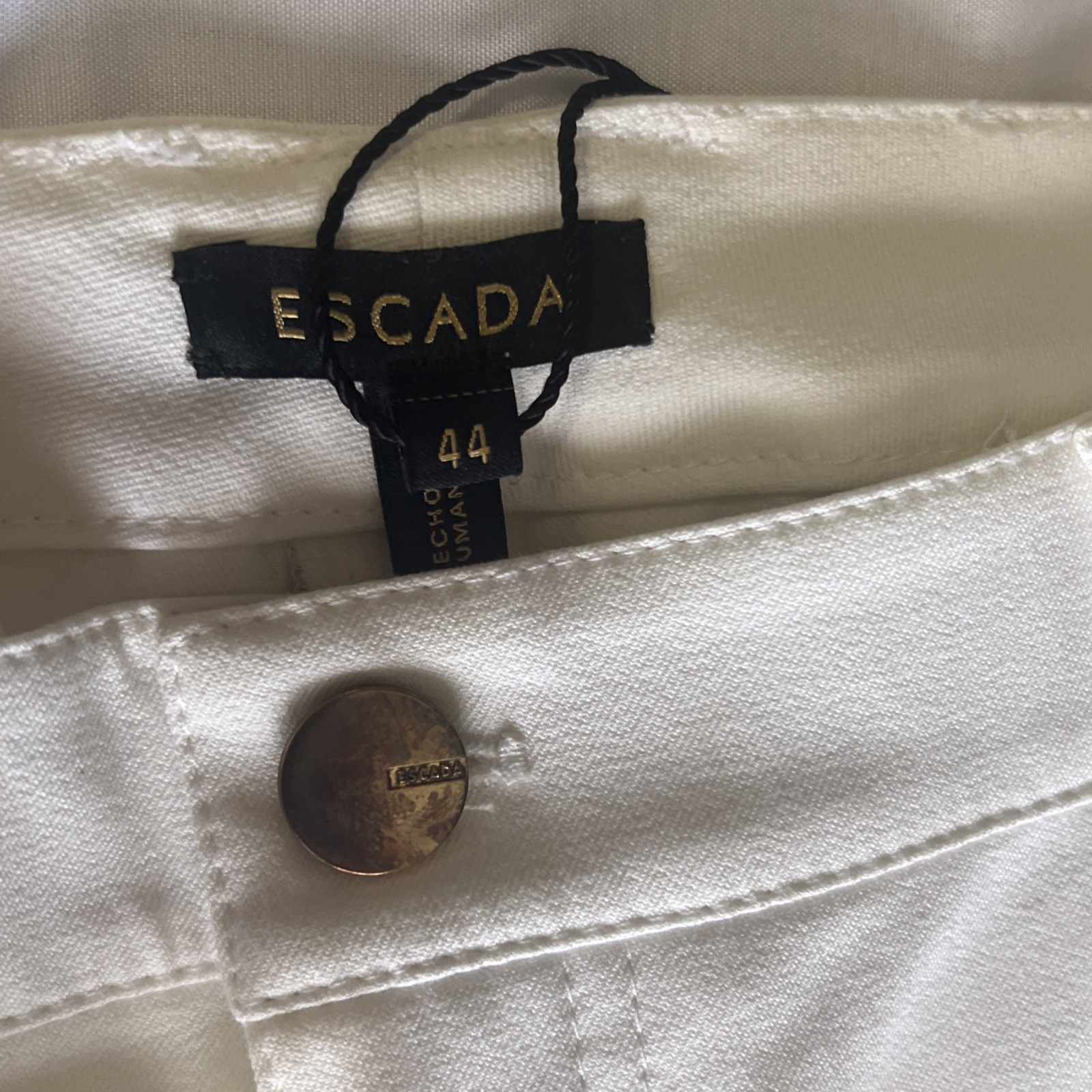 ESCADA Lime White Trousers Pants Sz 44 US 14 NWOT Luxury Gold Button Bold Modern