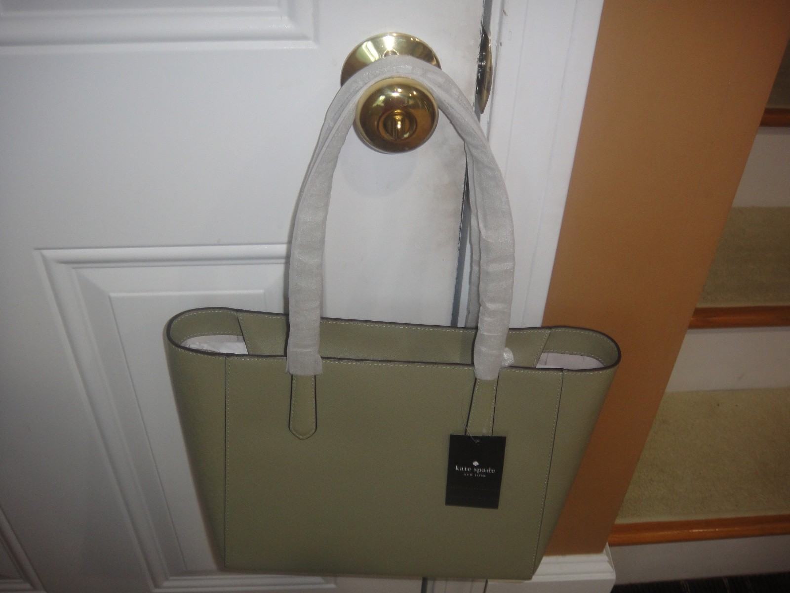 New Kate Spade Staci MEDIUM Elm / Green Tote Leather Bag.$359.00100%AUTHENTIC
