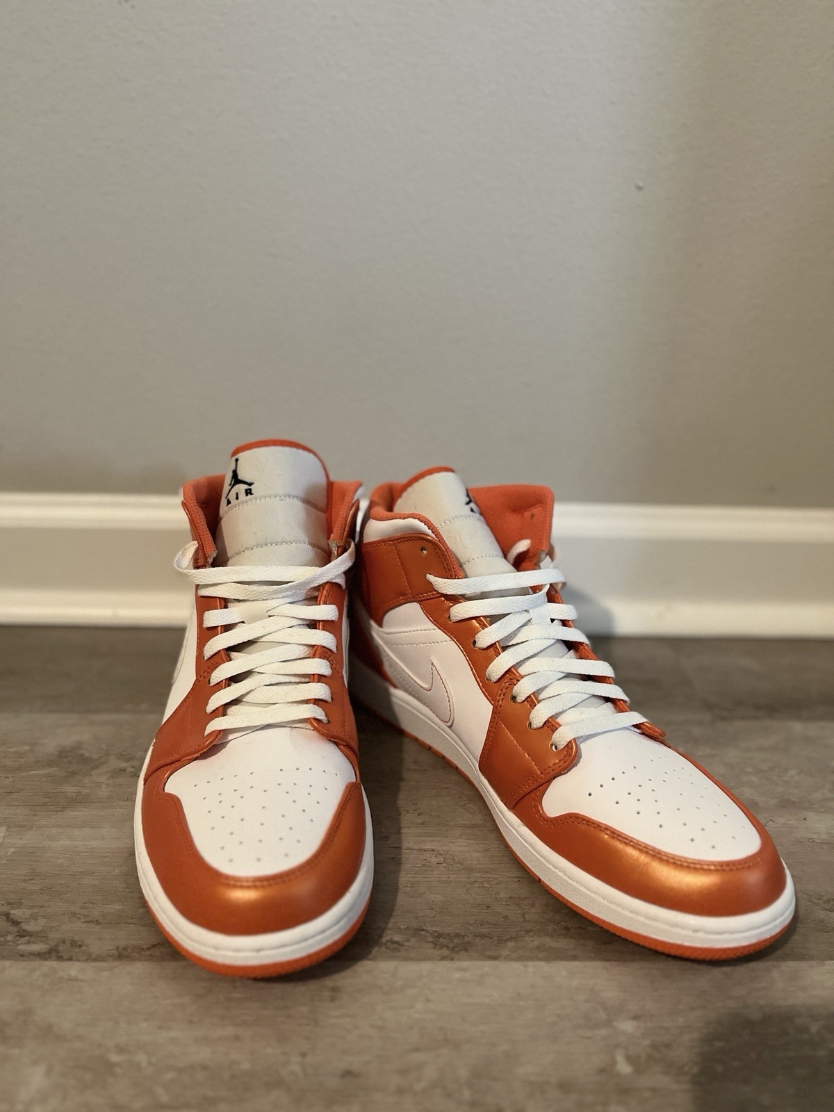 Jordan Air Jordan 1 Mid Men’s Mid Top Colorblock Lace Up Sneakers Orange White