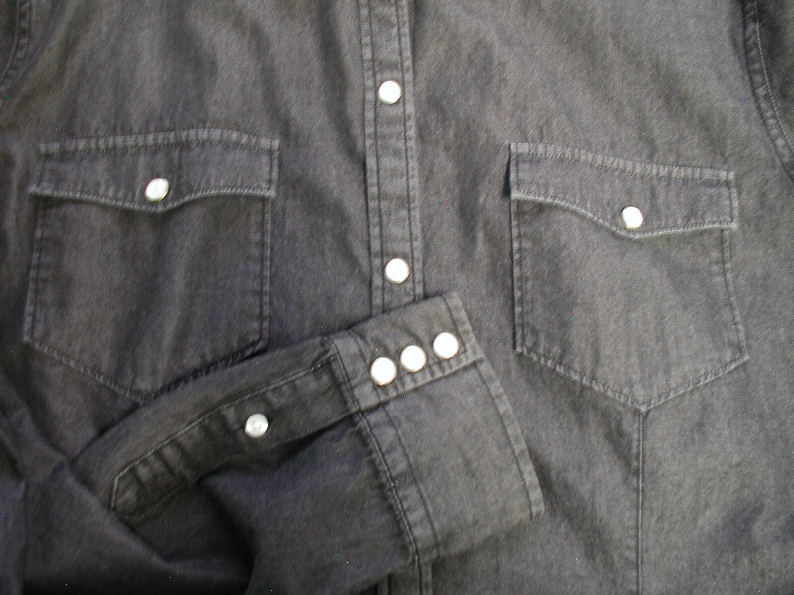 Women’s Chaps 100% Cotton Charcoal Chambray Snap Western Shirt Large