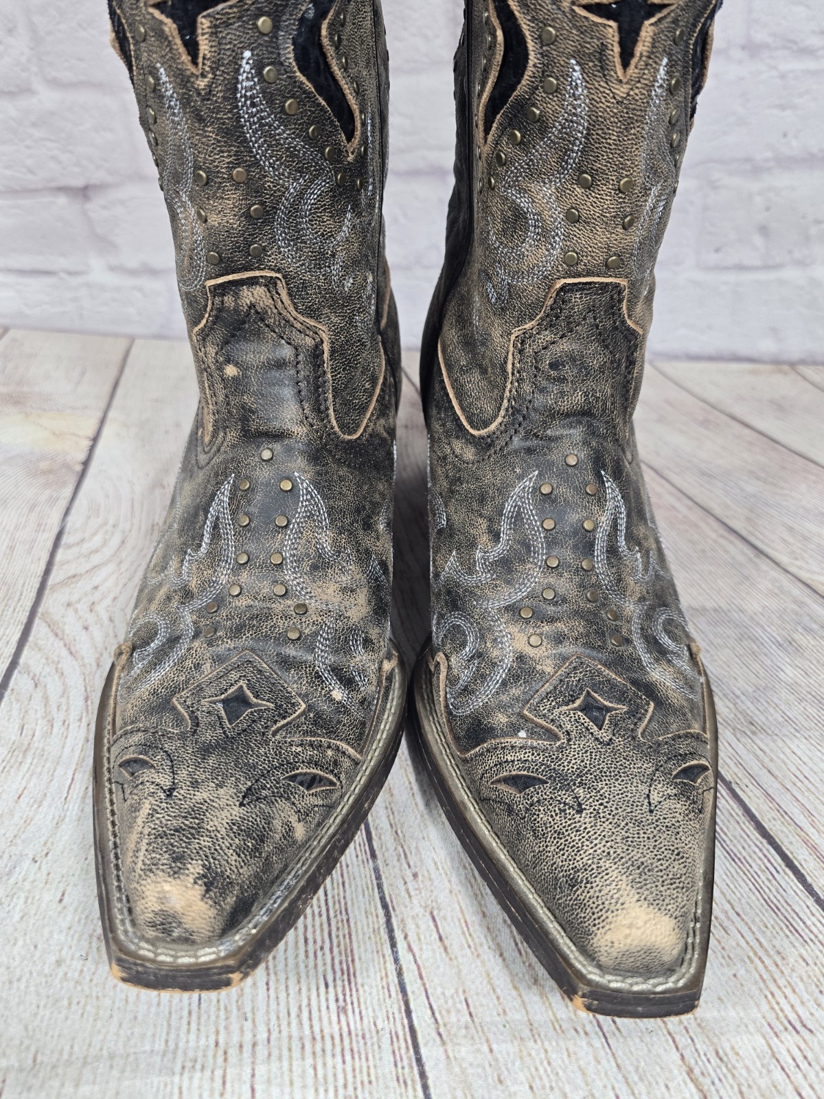 Laredo Boots Womens 10M Brown Lucretia Studded Snake Inlay Western Boot Snip Toe
