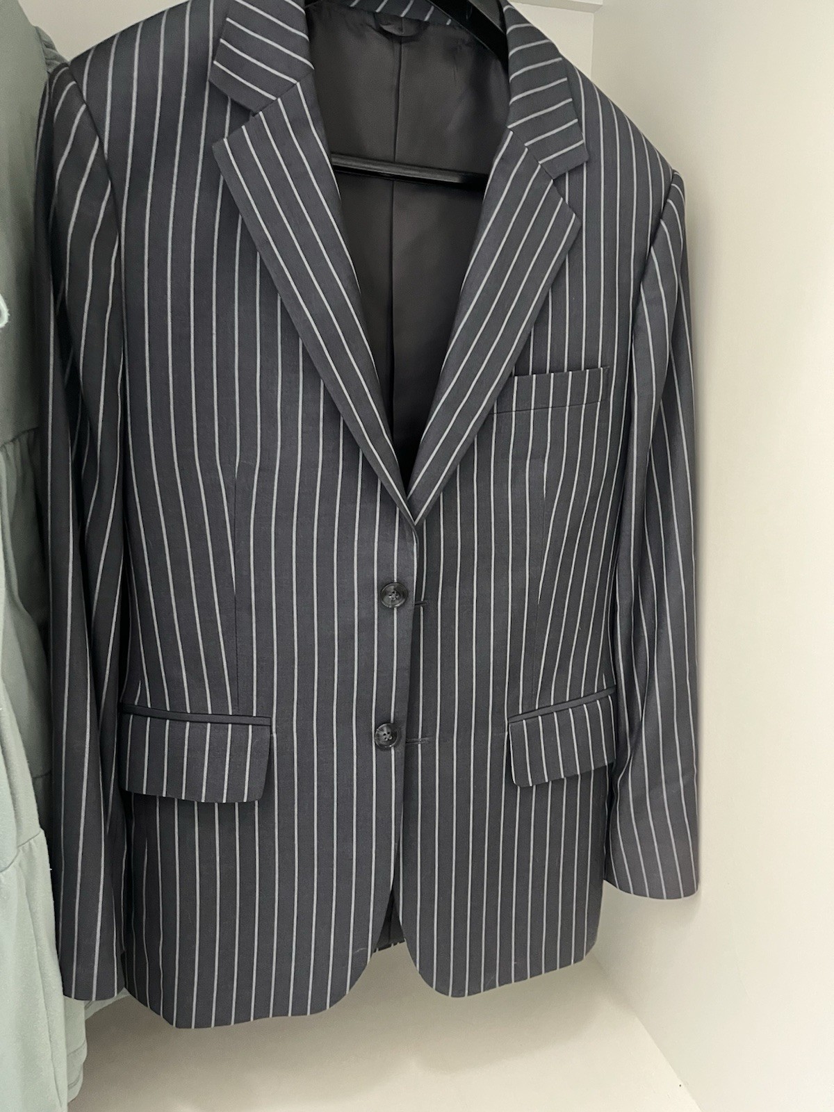 Brioni Men’s 38-40 Regular Custom Made 2- Button Flat Front No Cuffs
