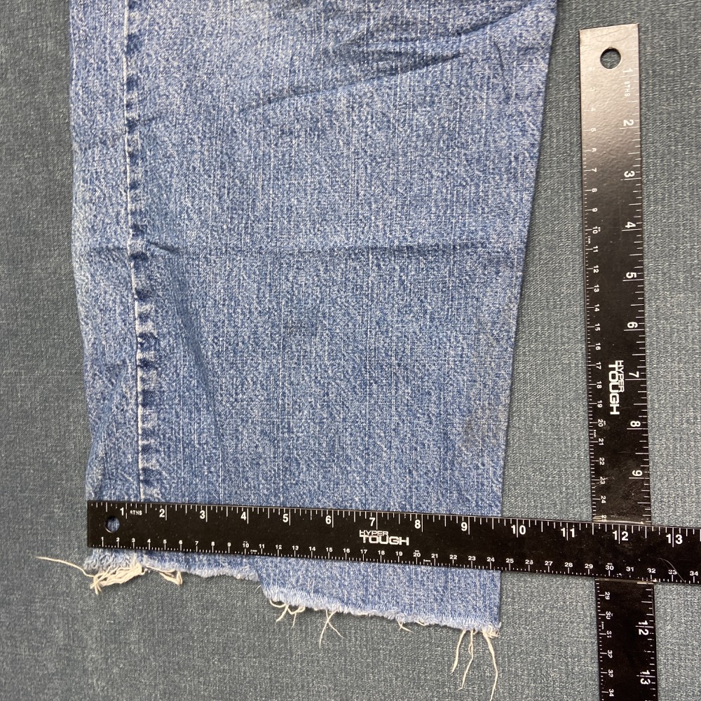 Levi’s 569 Straight Jeans Mens 38×32 Blue Denim Cotton Frayed Hem Relaxed Fit