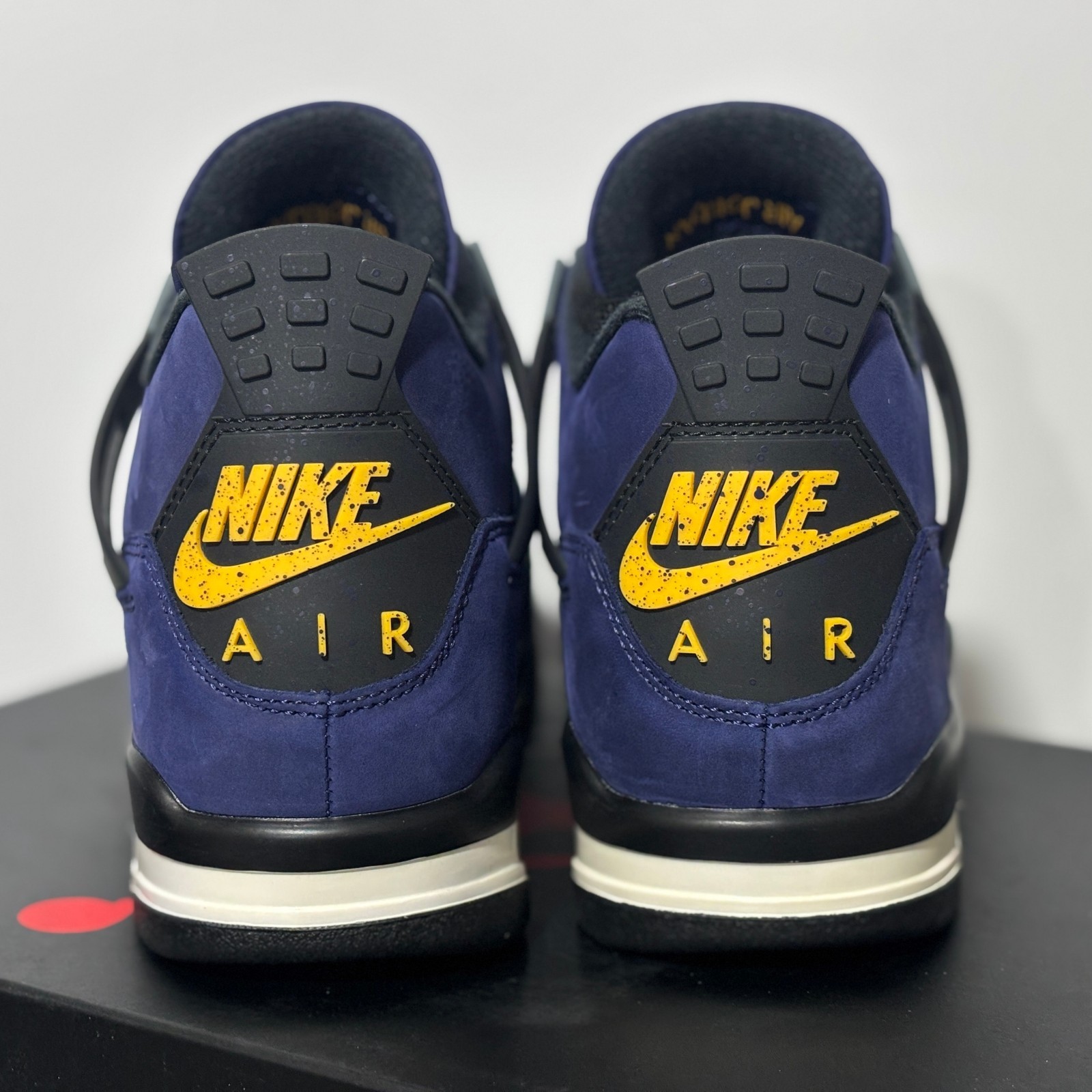Jordan 4 Retro “Lakers” Men’s Basketball Shoes Mid Top Us Size 7-12