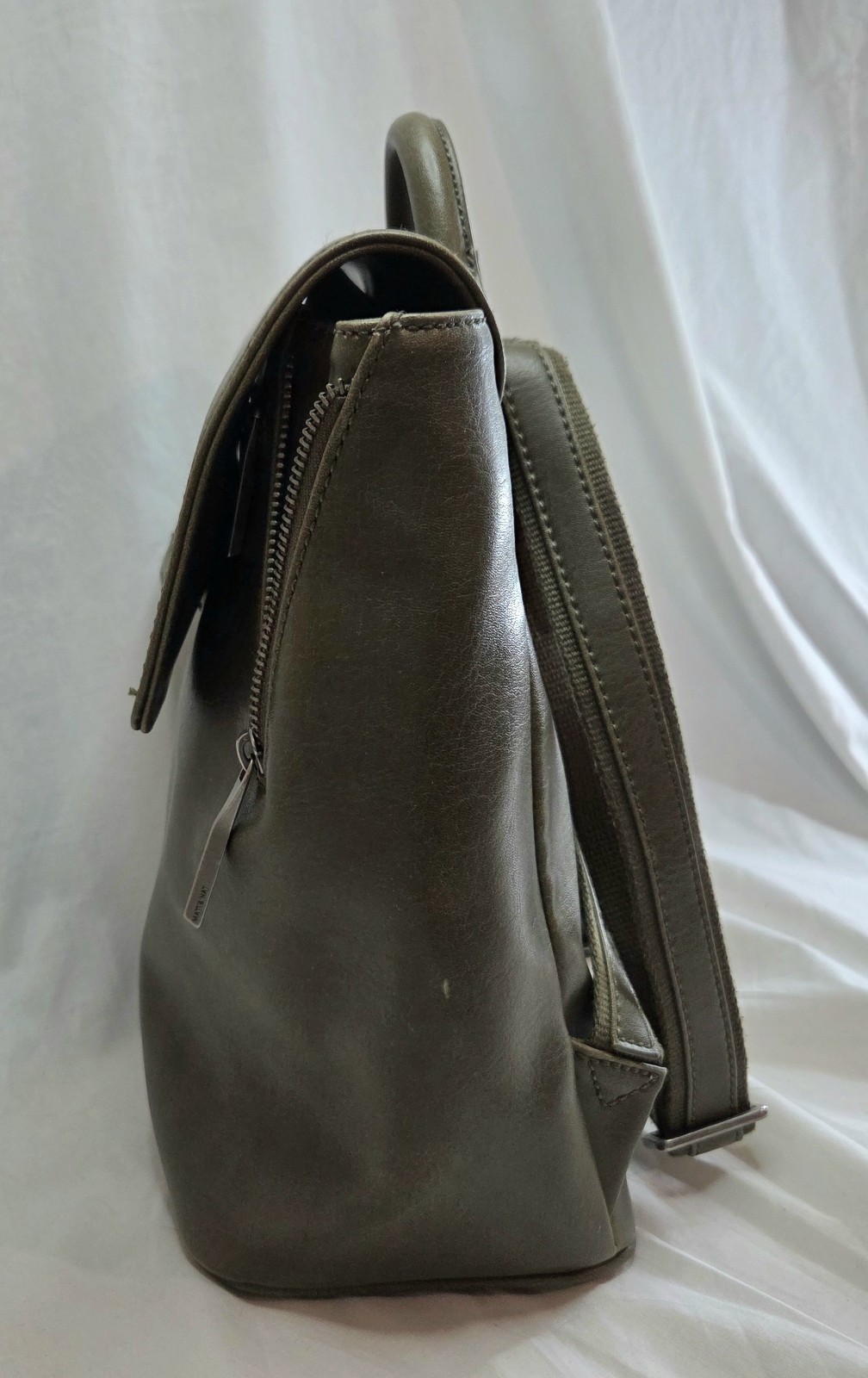 Matt & Nat Vegan Leather Flap Women’s Backpack-Black-Classic-Designer-Luxury