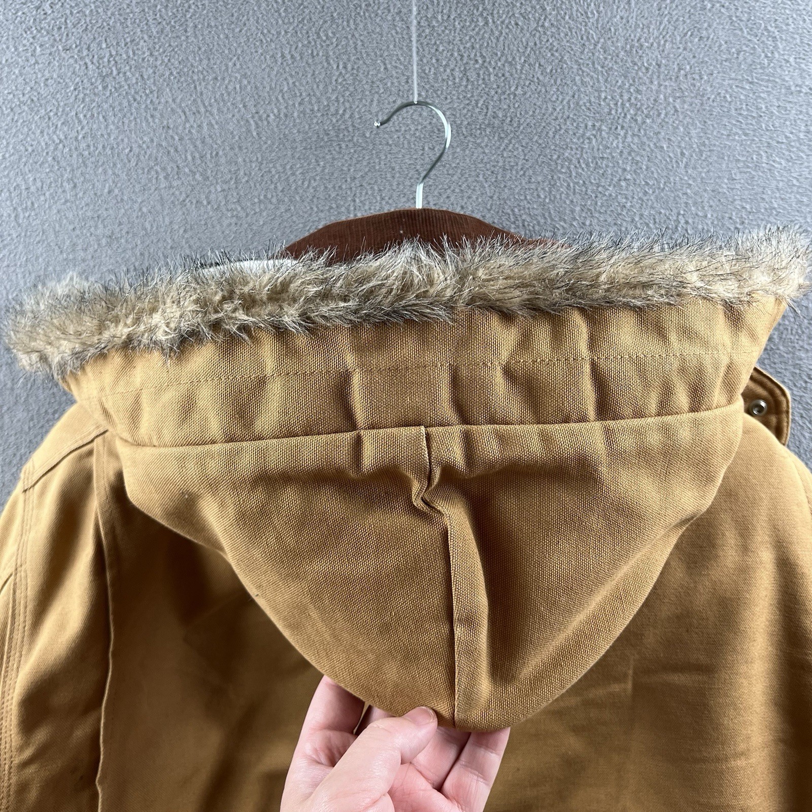 Vintage Carhartt Arctic Jacket Mens 46 Tall Brown C0196 W/ A01 BRN Fur Trim Hood