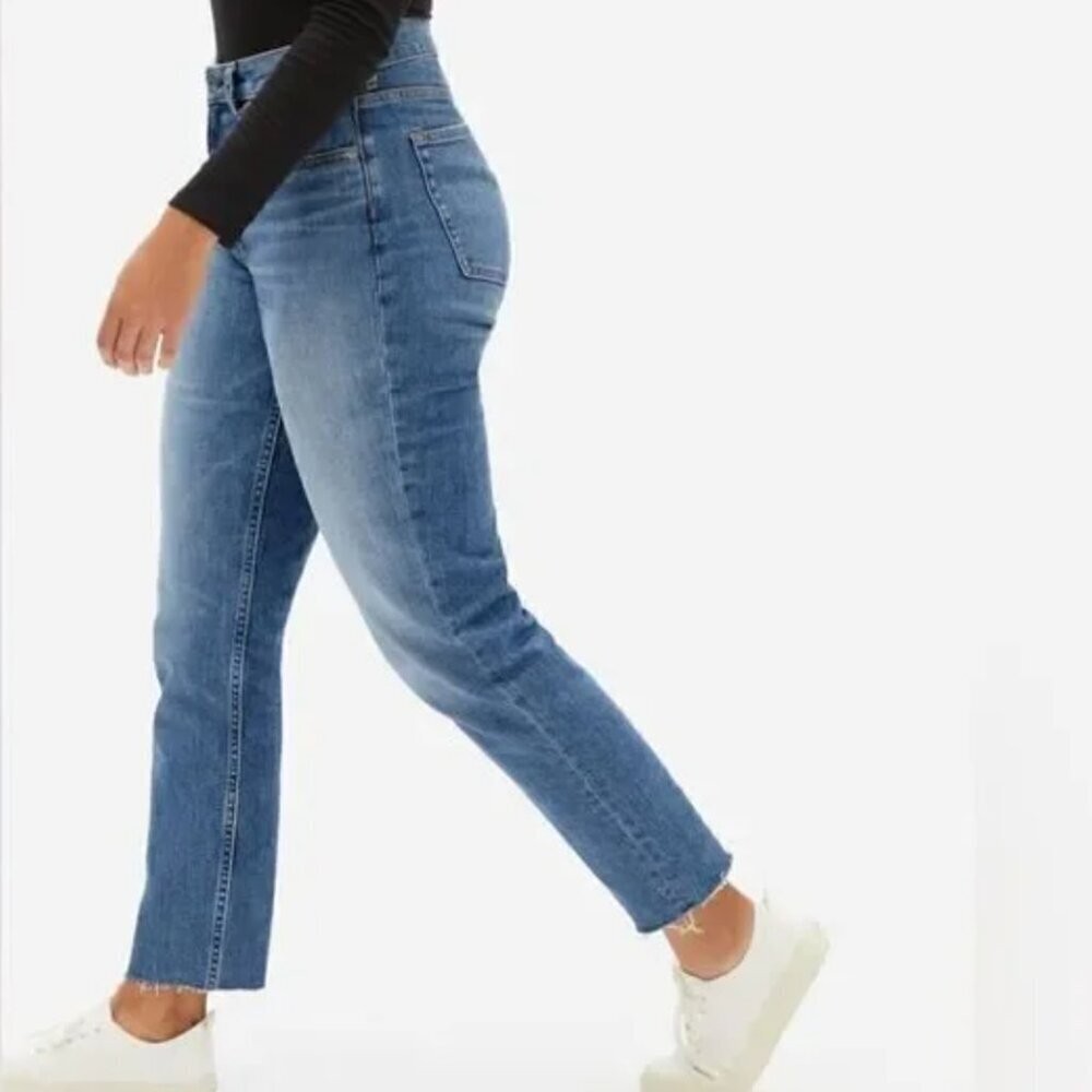 Everlane The Curvy Cheeky Raw Hem Crop Denim (28)