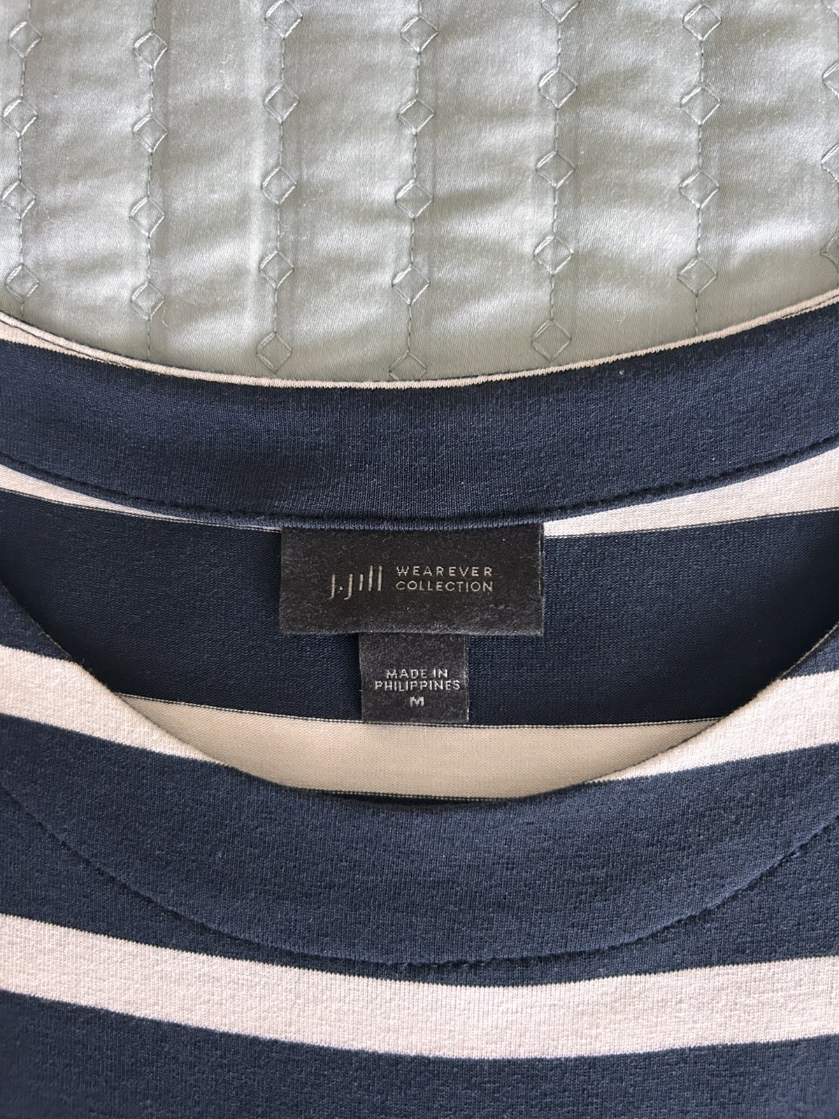 J. Jill Wearever Medium Women’s Navy/ White Striped Sleeveless Tunic Top
