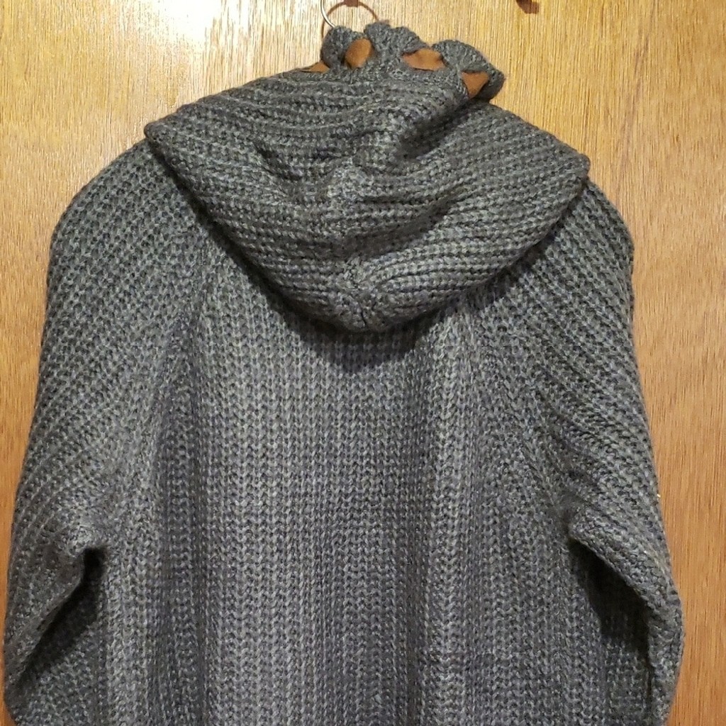 POL Gray Knit Cardigan Duster with Brown Ribbon Accents And Elbow Patches.