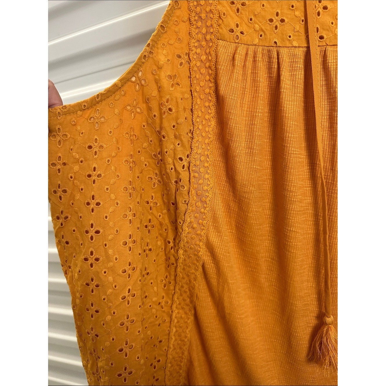 KNOX ROSE Mustard Eyelet Tassel Sleeveless Top – Women