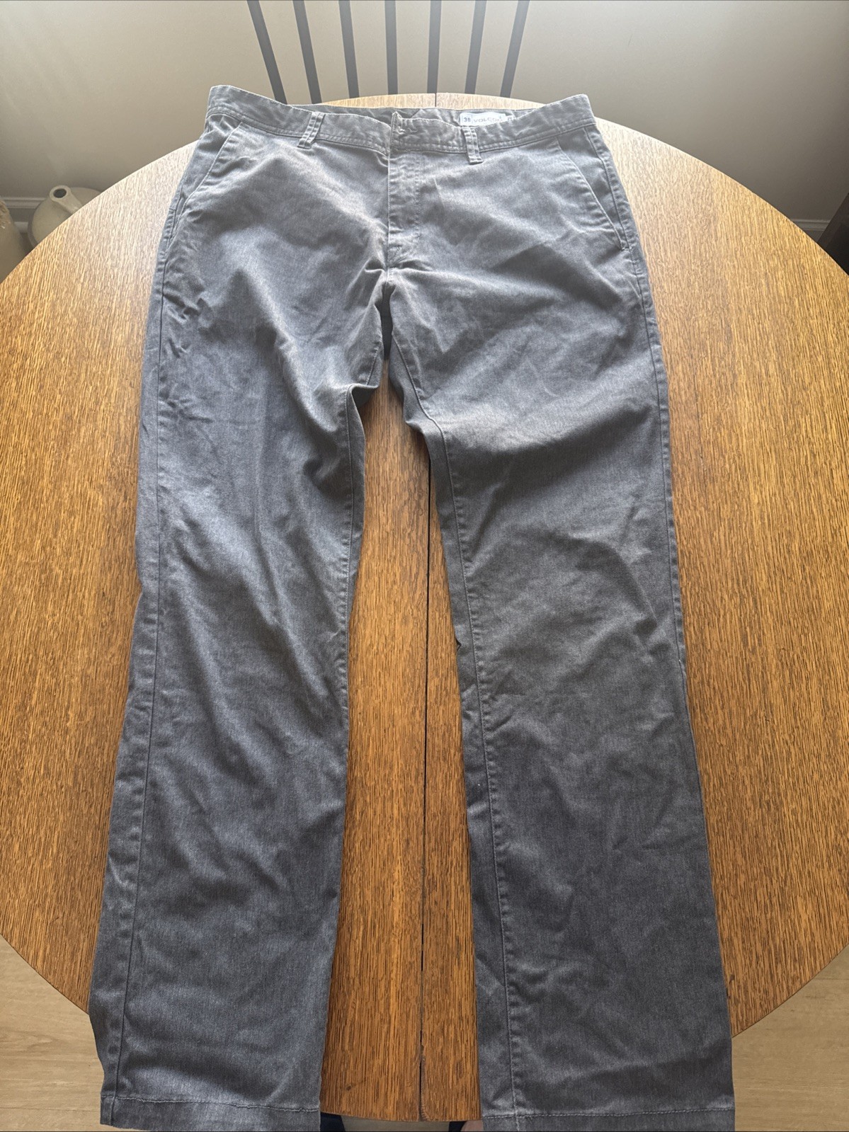 Volcom Pants Gray Flat Front Men’s Size 38×33 True to this