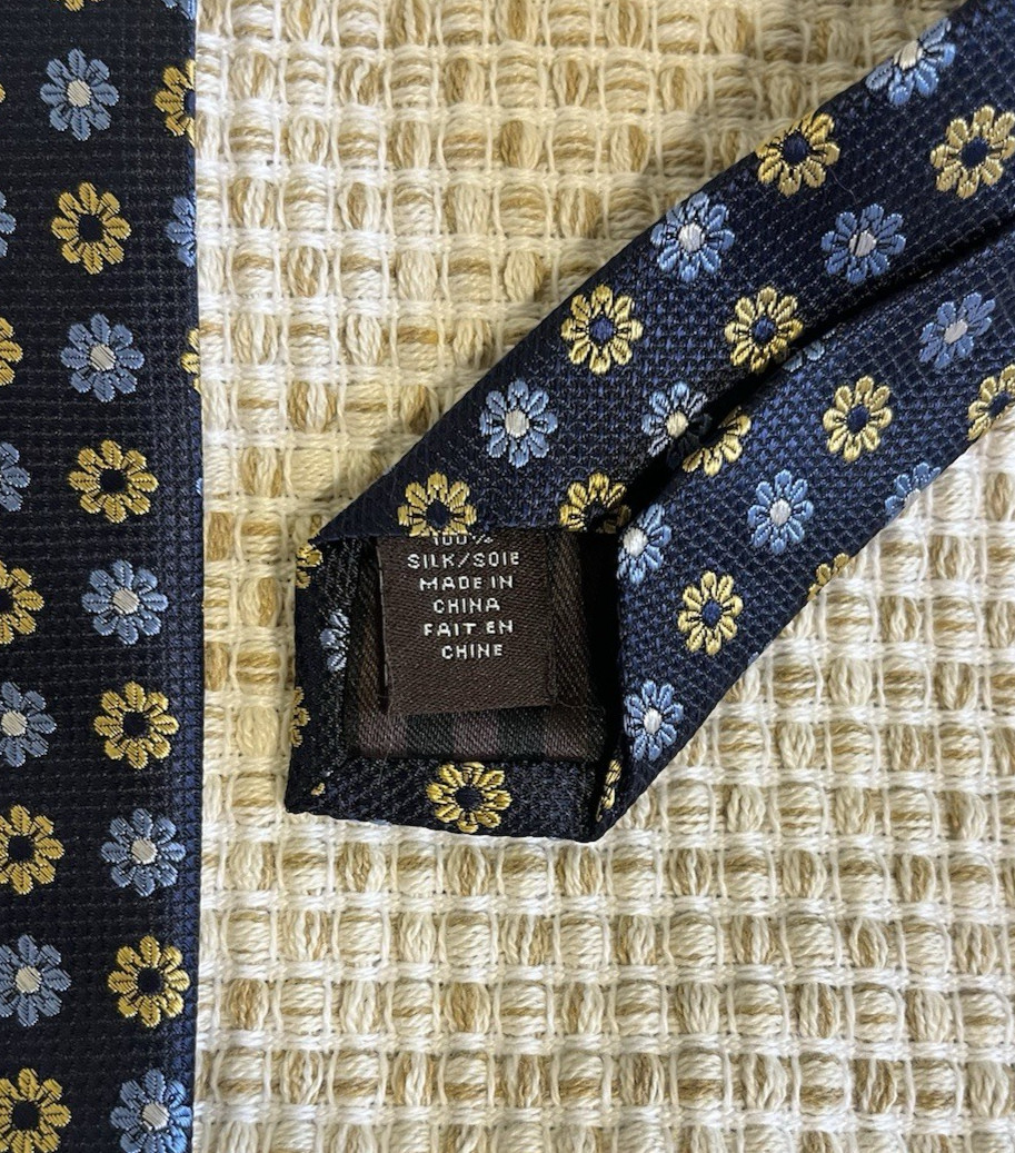 Black Brown 1826 100% Silk Dark Navy Gold & Light Blue Daisies Floral EUC