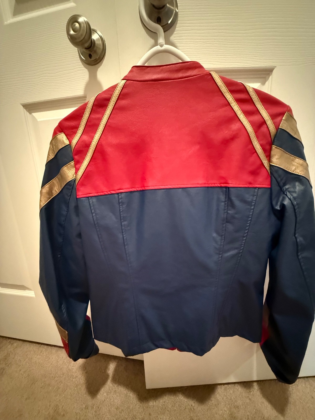 Captain Marvel Faux Leather Jacket Womens Small Superhero Avengers Cosplay