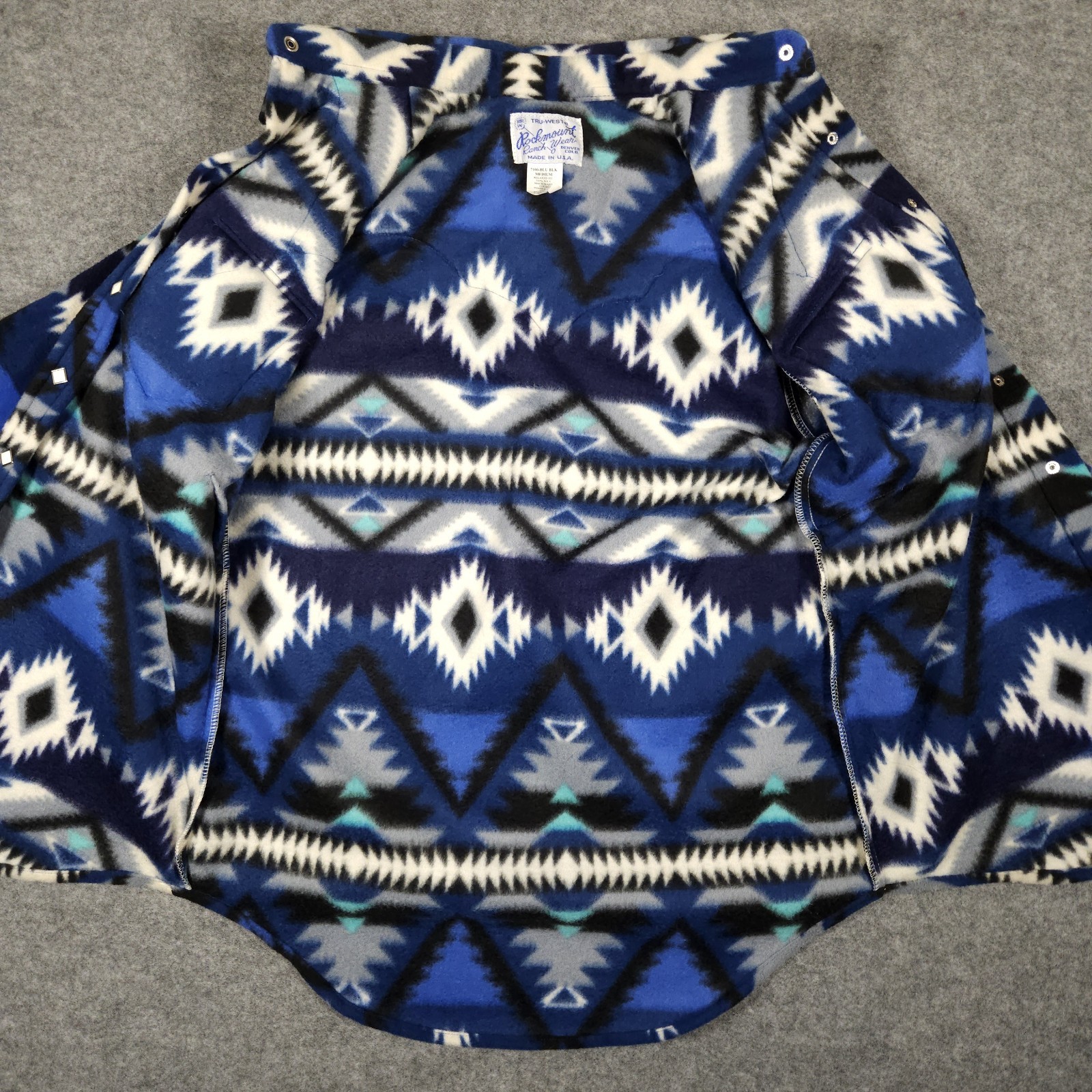 Rockmount Ranchwear Shirt Medium Men Western Blue Southwest Aztec USA Pearl Snap