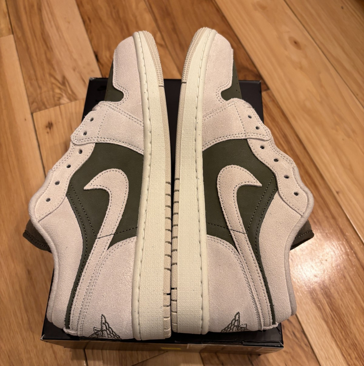 Nike Air Jordan 1 Low SE Medium Olive Light Orewood Brown HV4089 201 Size 8