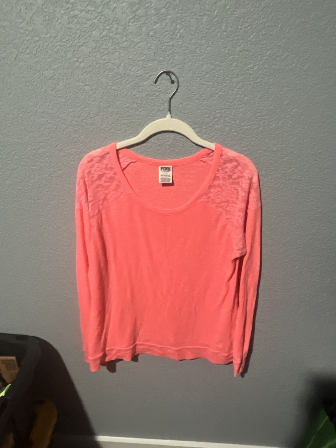 Victoria’s Secret PINK Neon Coral Long Sleeve Lace Shoulder Shirt Size Large