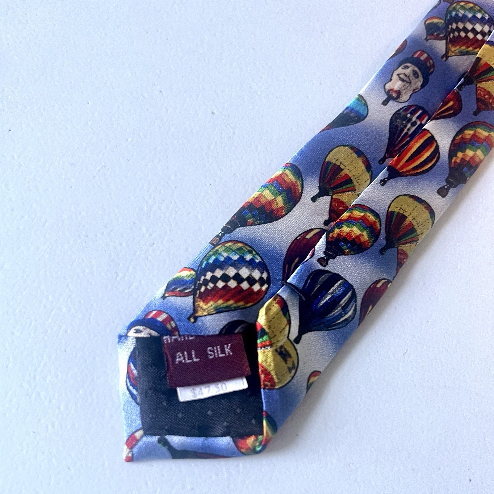 Museum Artifacts Hot Air Balloons of the World Neck Tie 57″ 100% Silk