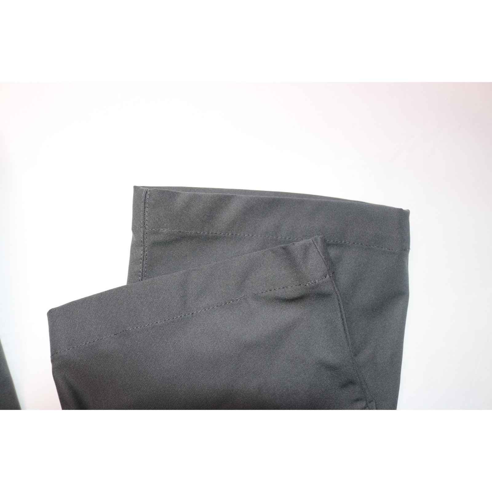 Kirkland Signature Men’s 5-Pocket Pant Sorona Stretch Travel Commuter 34-32