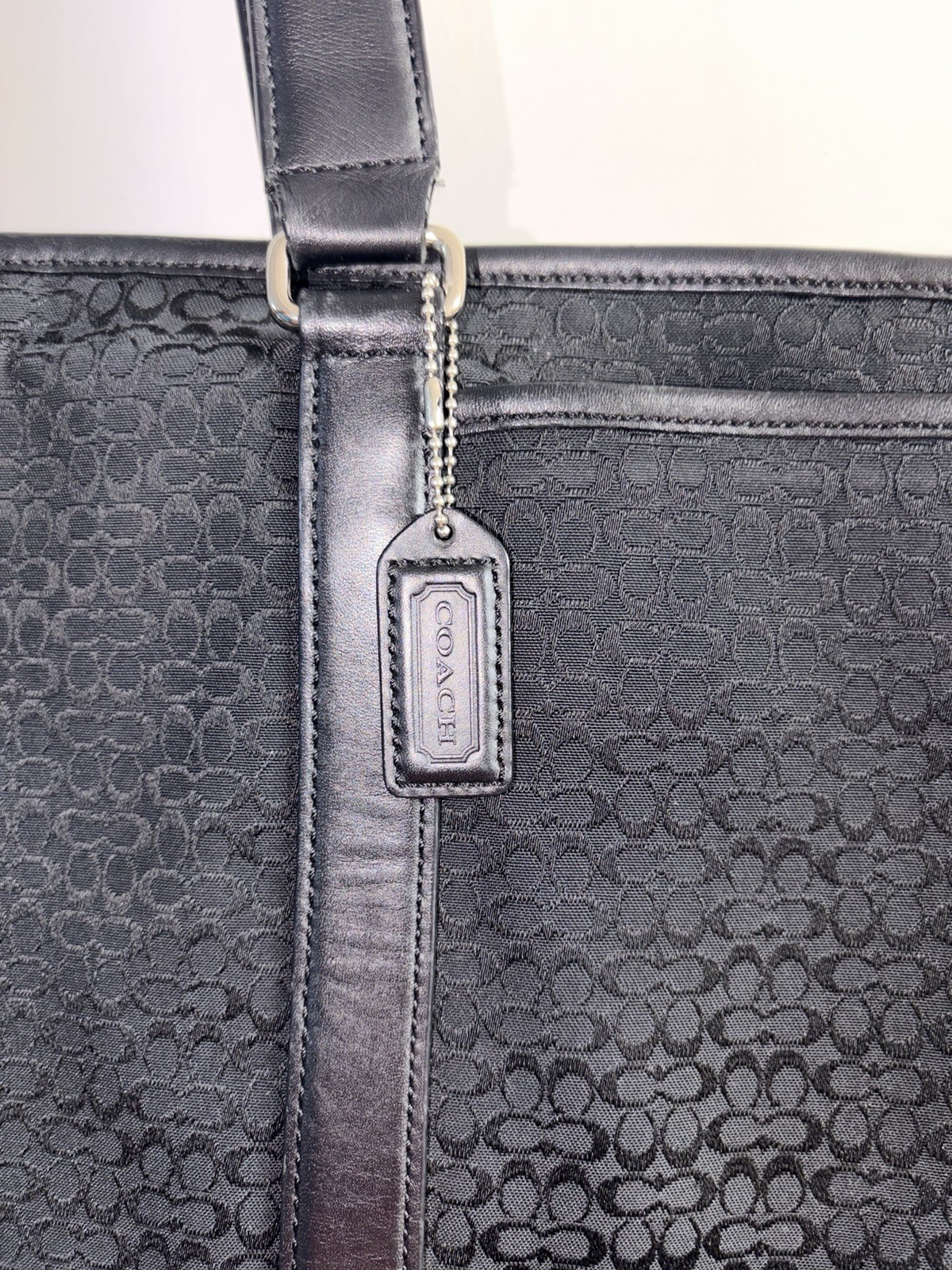 Coach Signature Black Zip Top Tote Shoulder Bag Double Handles Bag Charm