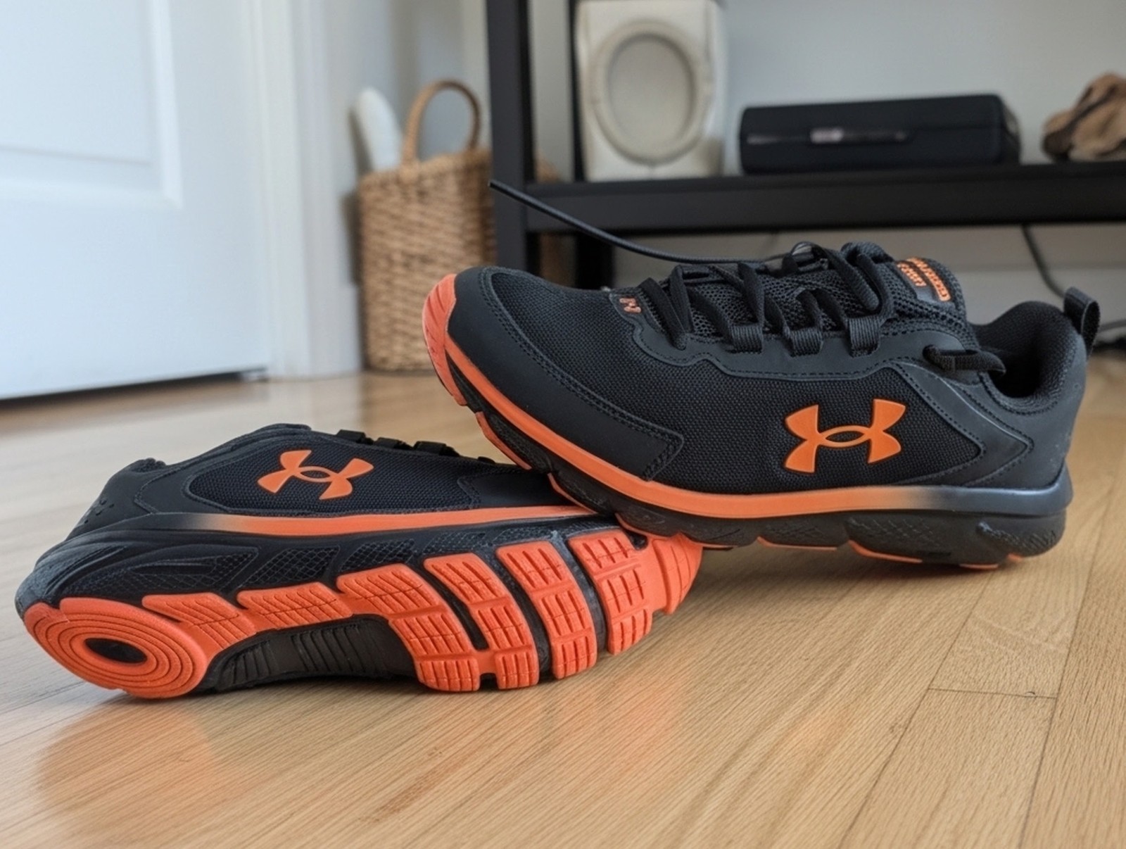 Under Armour Charged Assert 9 Athletic Sneakers Men’s Black Orange Size 12