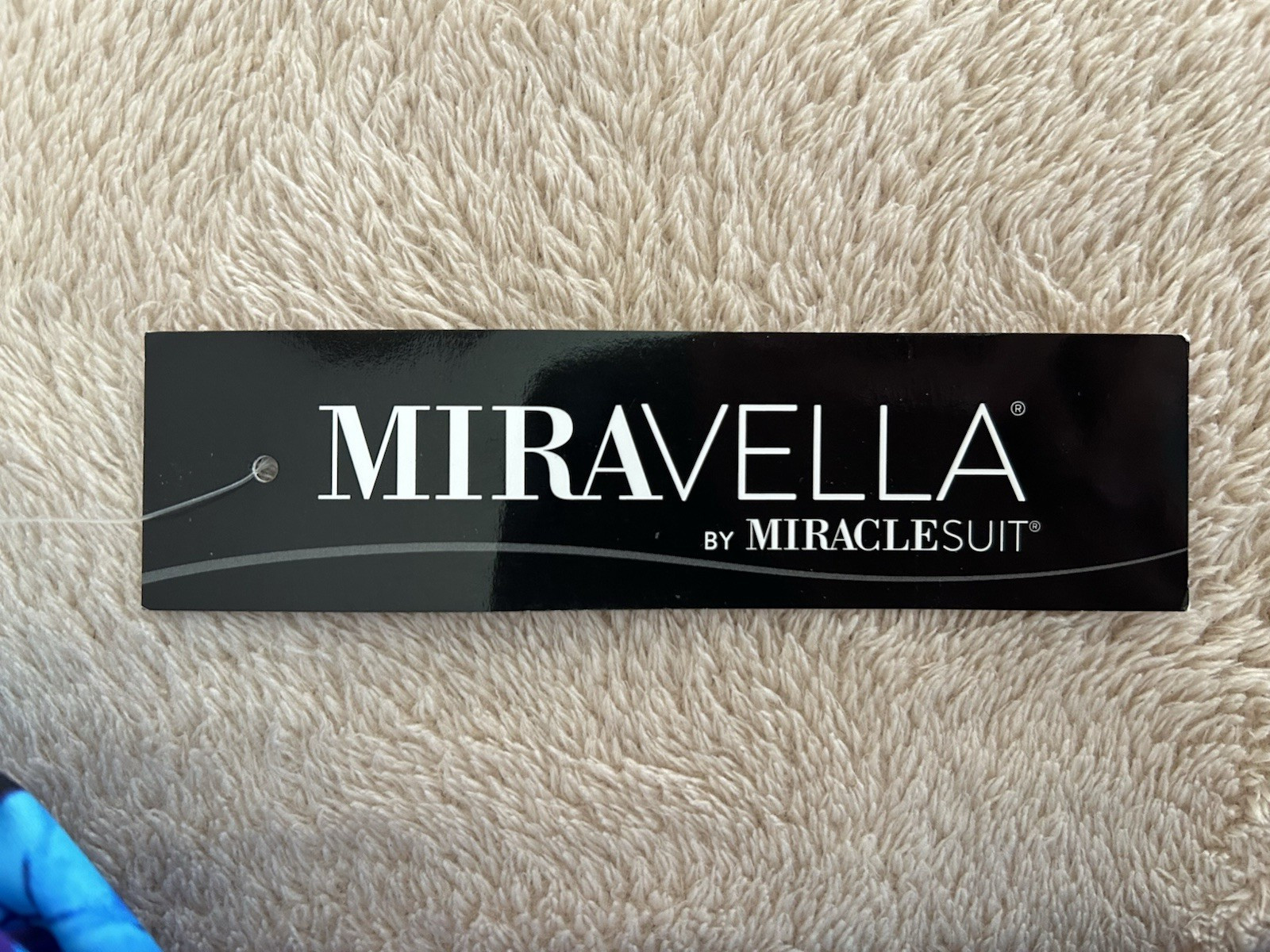 Miravella by Miraclesuit Womens Swimsuit size 8 One-Piece Slimming Smoothing