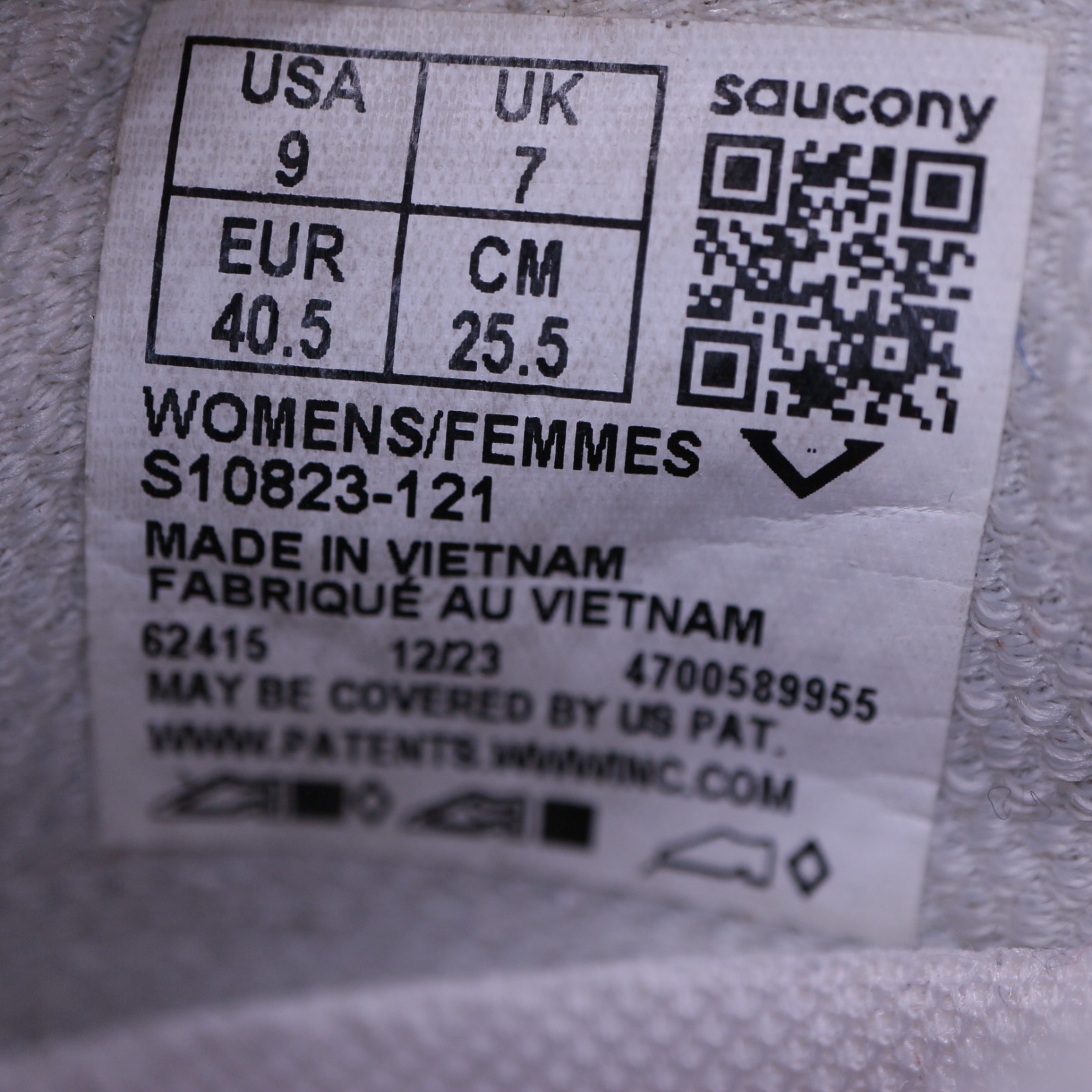 Saucony Kinvara 14 Womens Size 9 US Gray White Athletic Sneakers Shoe S10823-121