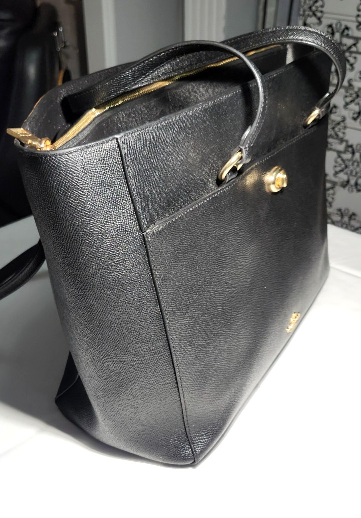 Coach Gallery Tote in Black Crossgrain Leather – Excellent Condition