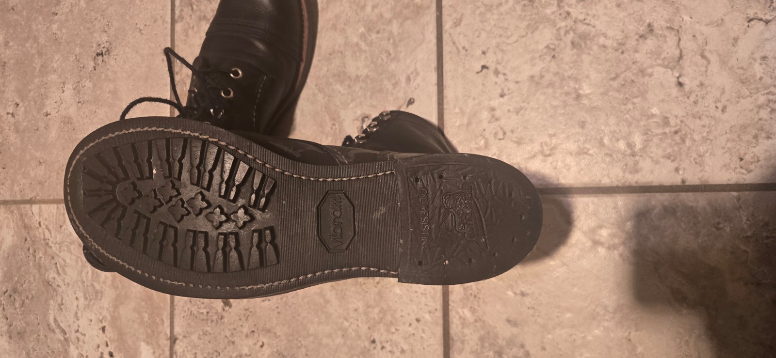 Red Wing Iron Ranger Size 9 Men’s Boot – Black Excellent Condition