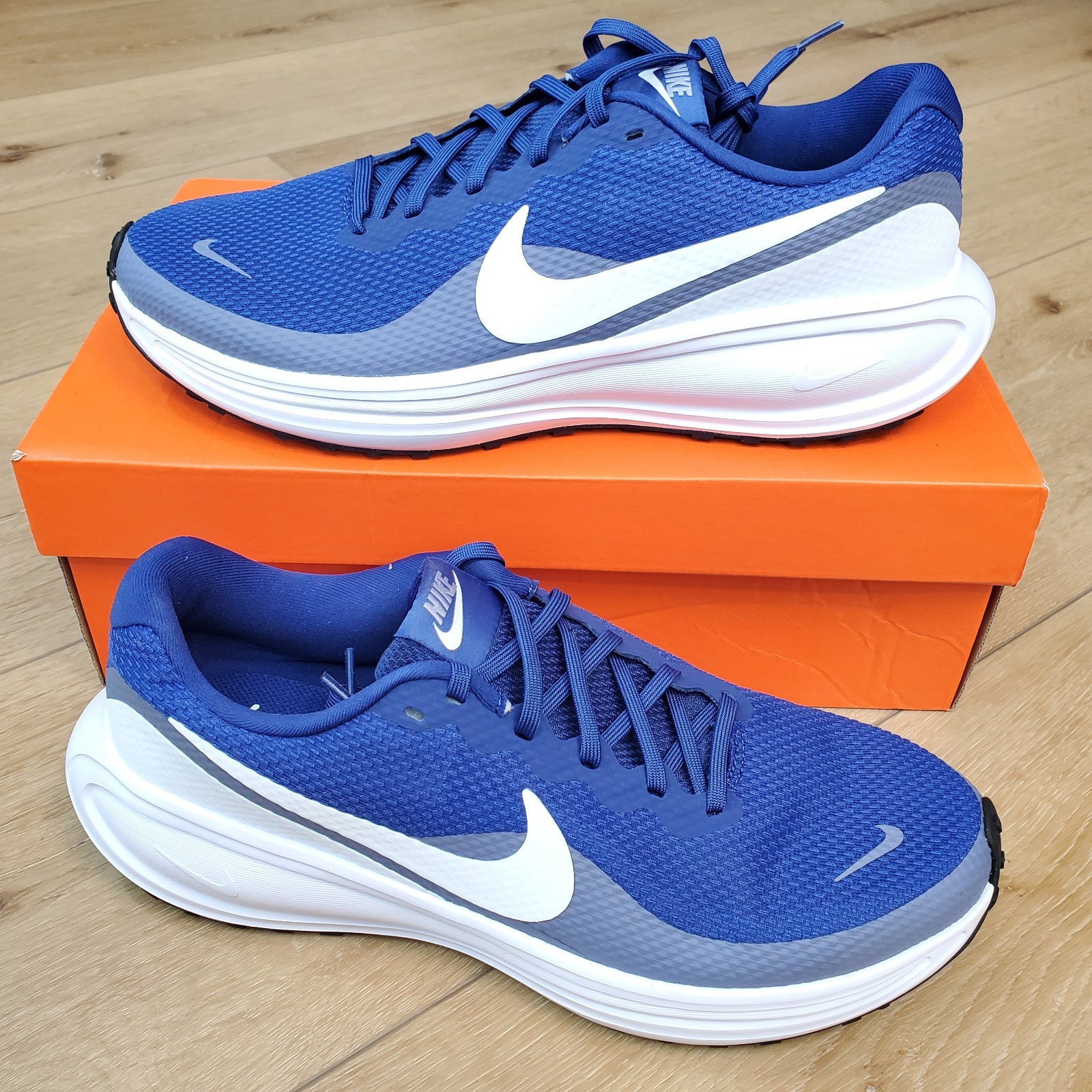 Mens Size 13 Nike Revolution 8 Shoes Royal Blue Black White Sneaker HJ9198-401