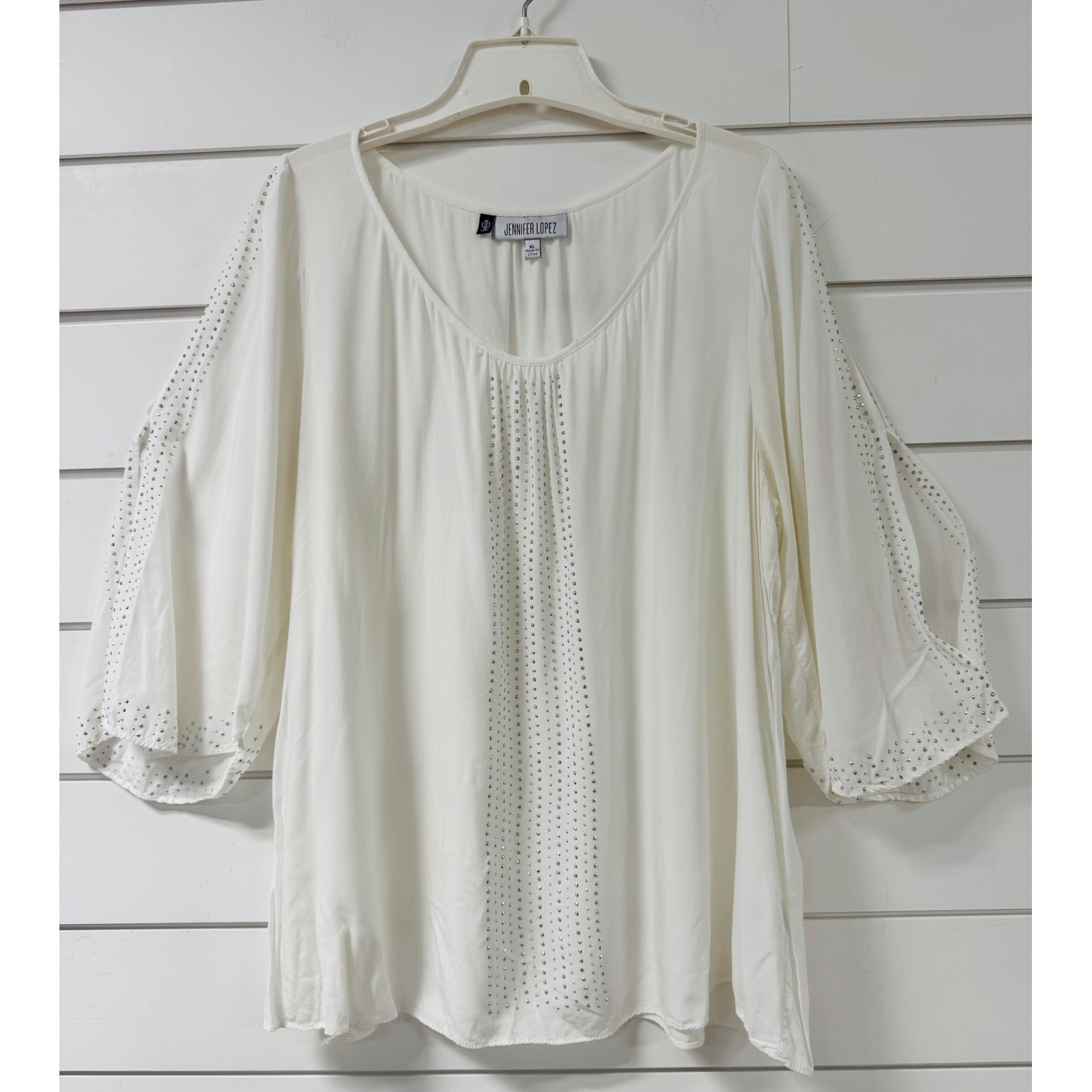 Jennifer Lopez White Studded Split Sleeve Blouse XL Scoop Neck Cold Shoulder Top