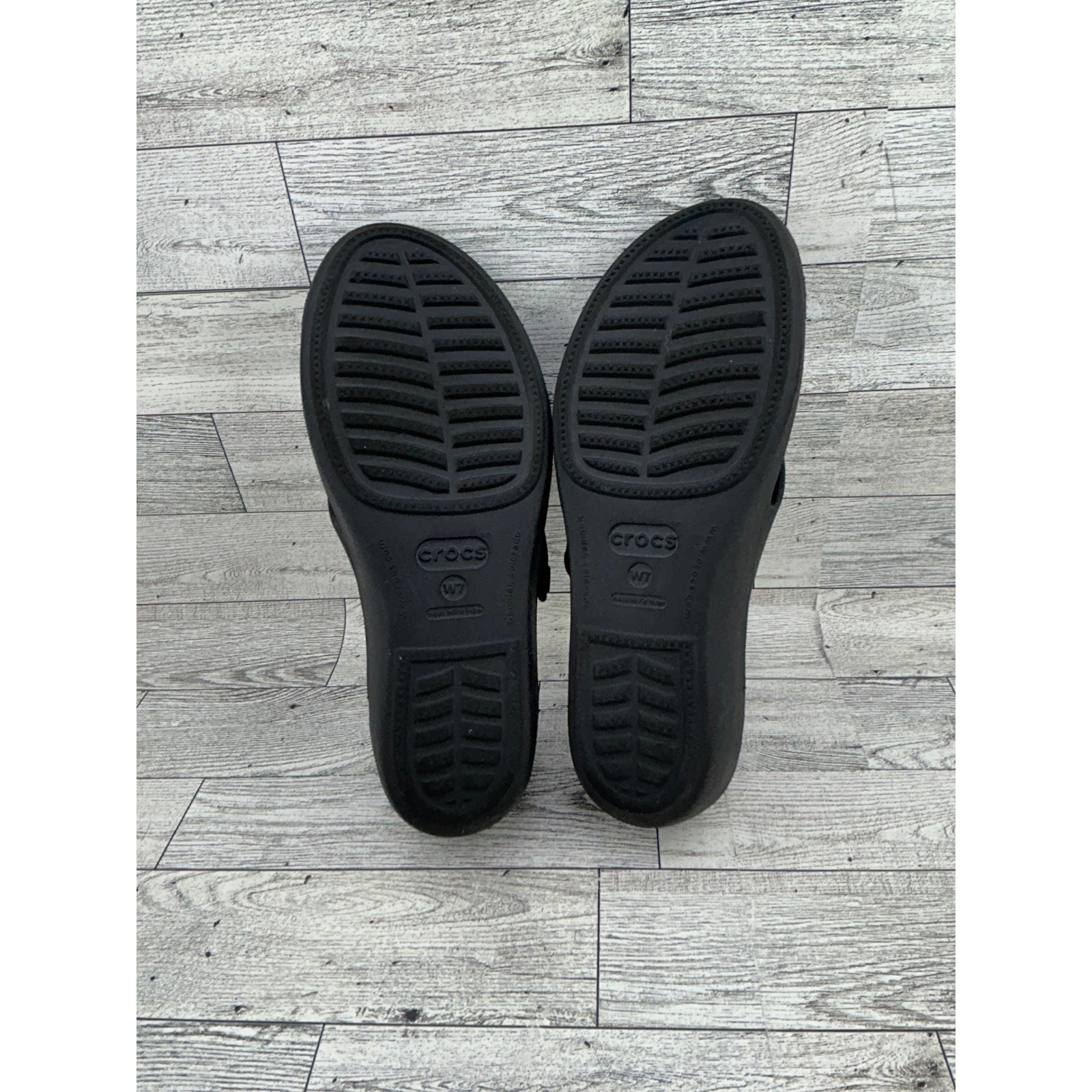 Crocs Women’s Black Kadee II Flip Flop Sandal Wedge Size 7