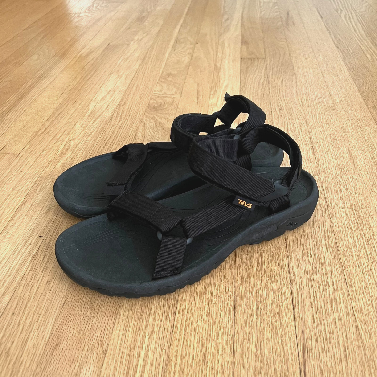 Teva Men’s Hurricane 4 Black Hiking Active Adjustable Strap Sandals Size 12