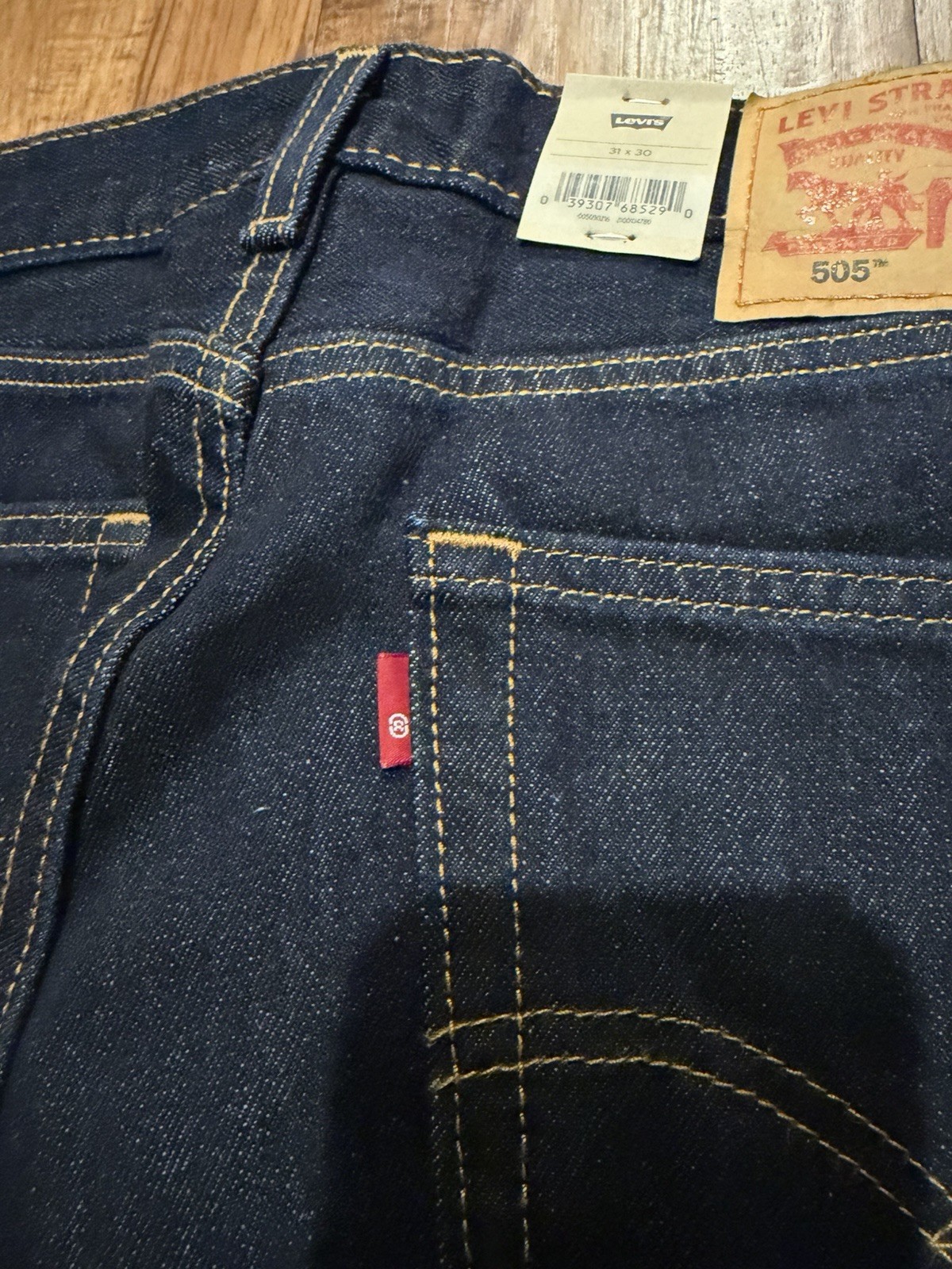 Levi’s Men’s Dark Wash 505 Blue Jeans Size 31×30 Regular Fit NWT (F658)