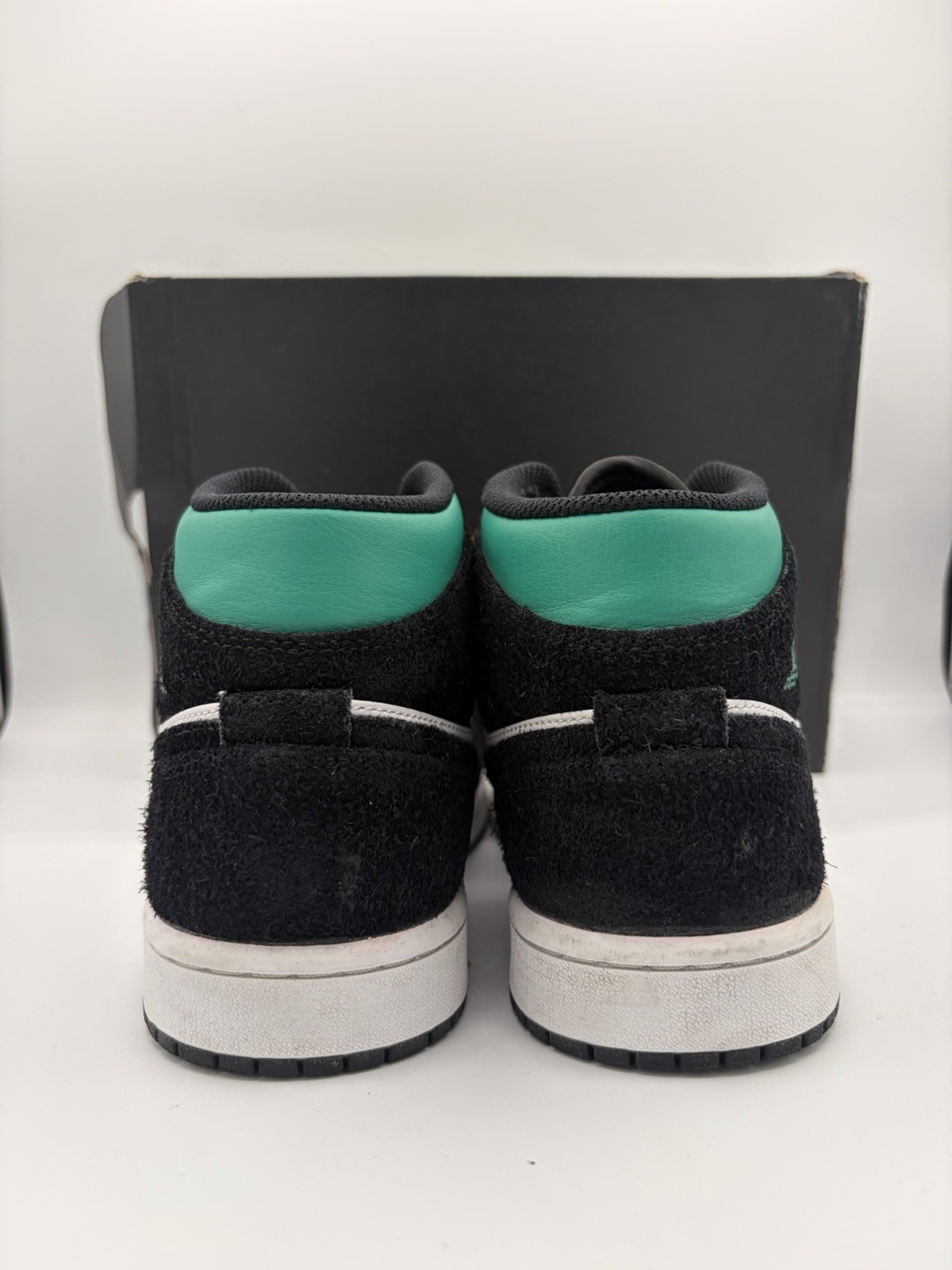 Air Jordan 1 Mid SE South Beach Black/White/Green/Pink 852542-116 Size 7M Used