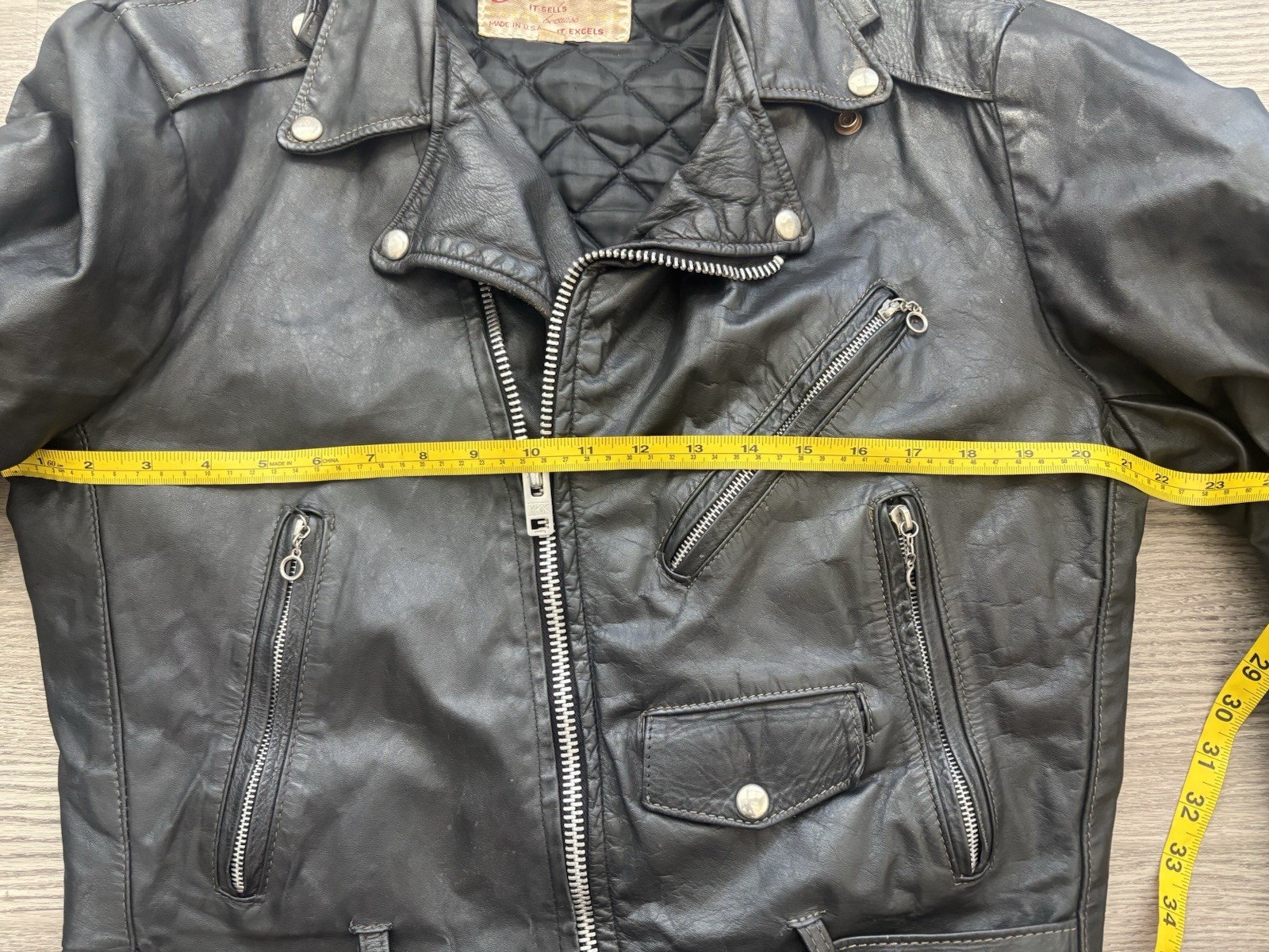 black Excelled brand leather motorcycle biker jacket Size 40 Reg.