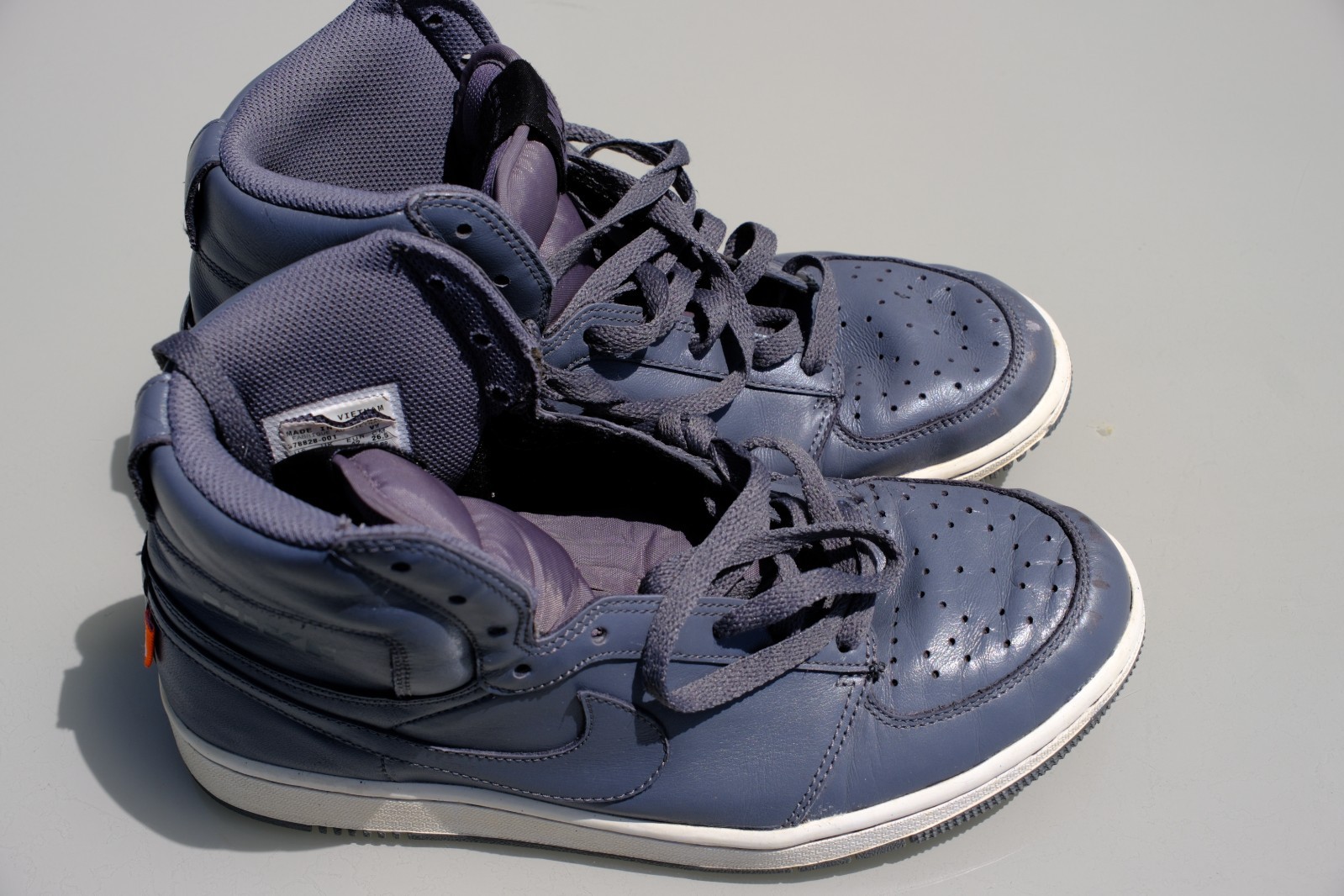 Nike Dynasty High – Dark Gray– Size 8.5 – 378828-001