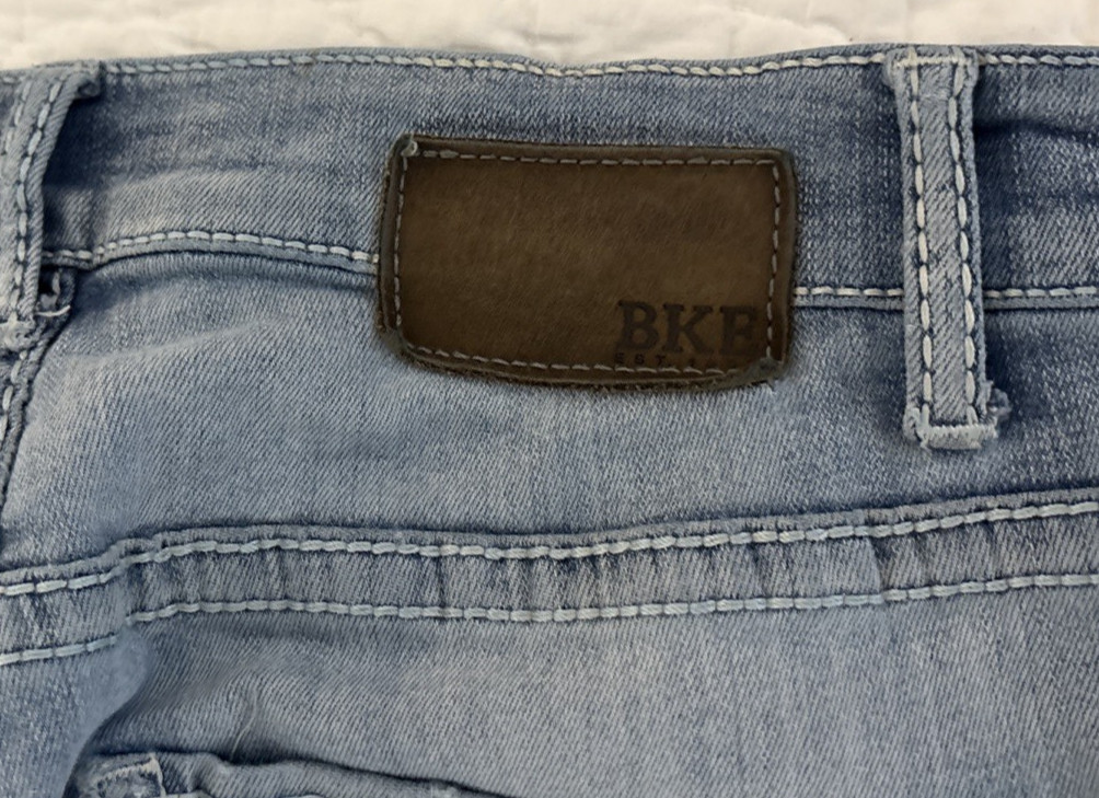 BKE Aiden Jeans Mens 30×32 Distressed Frayed Hem Blue Denim Bootcut Stretch