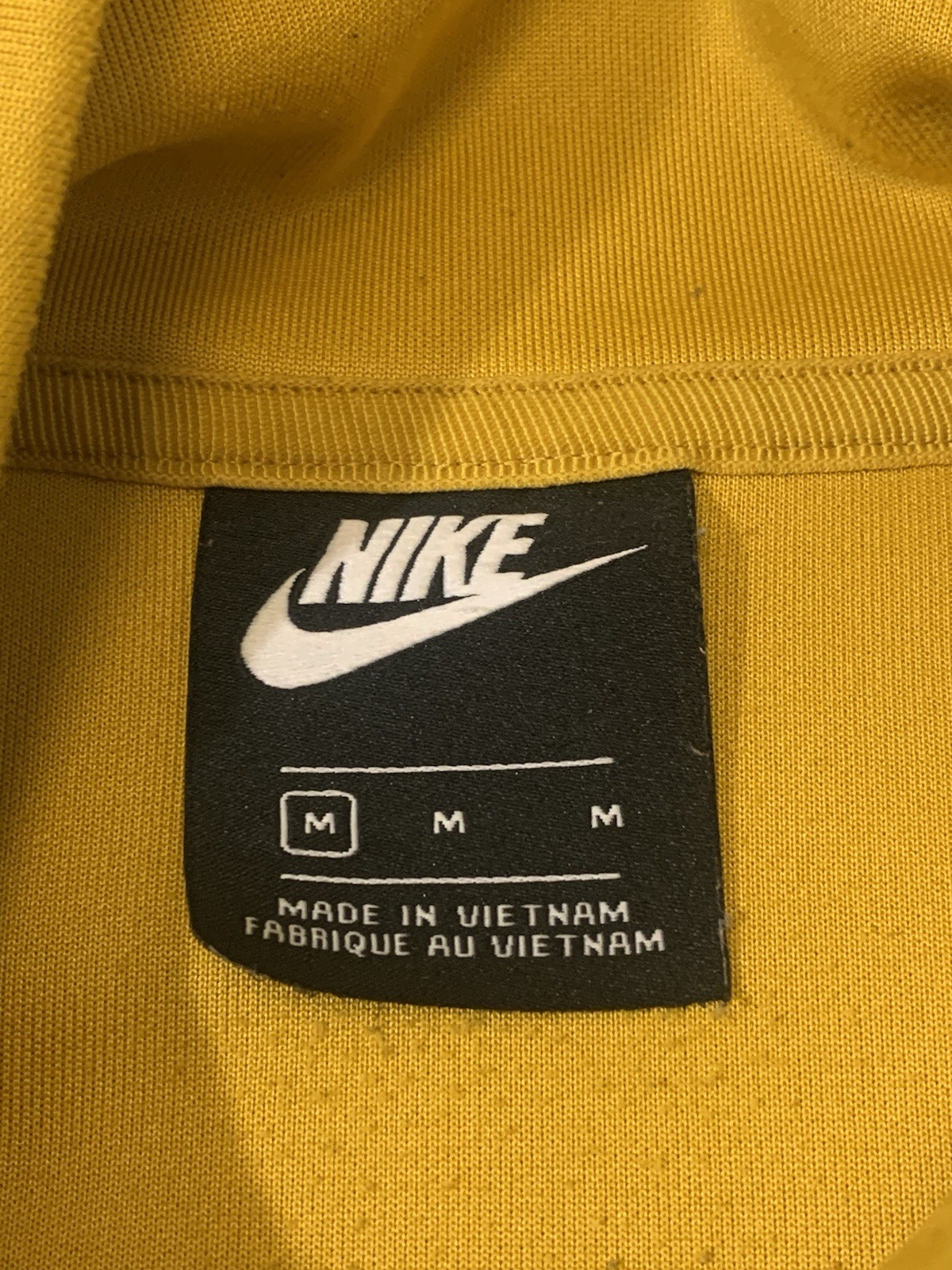 Nike Tribute Track N98 Jacket Golden / Mustard AR2244 711 Mens size M 2019